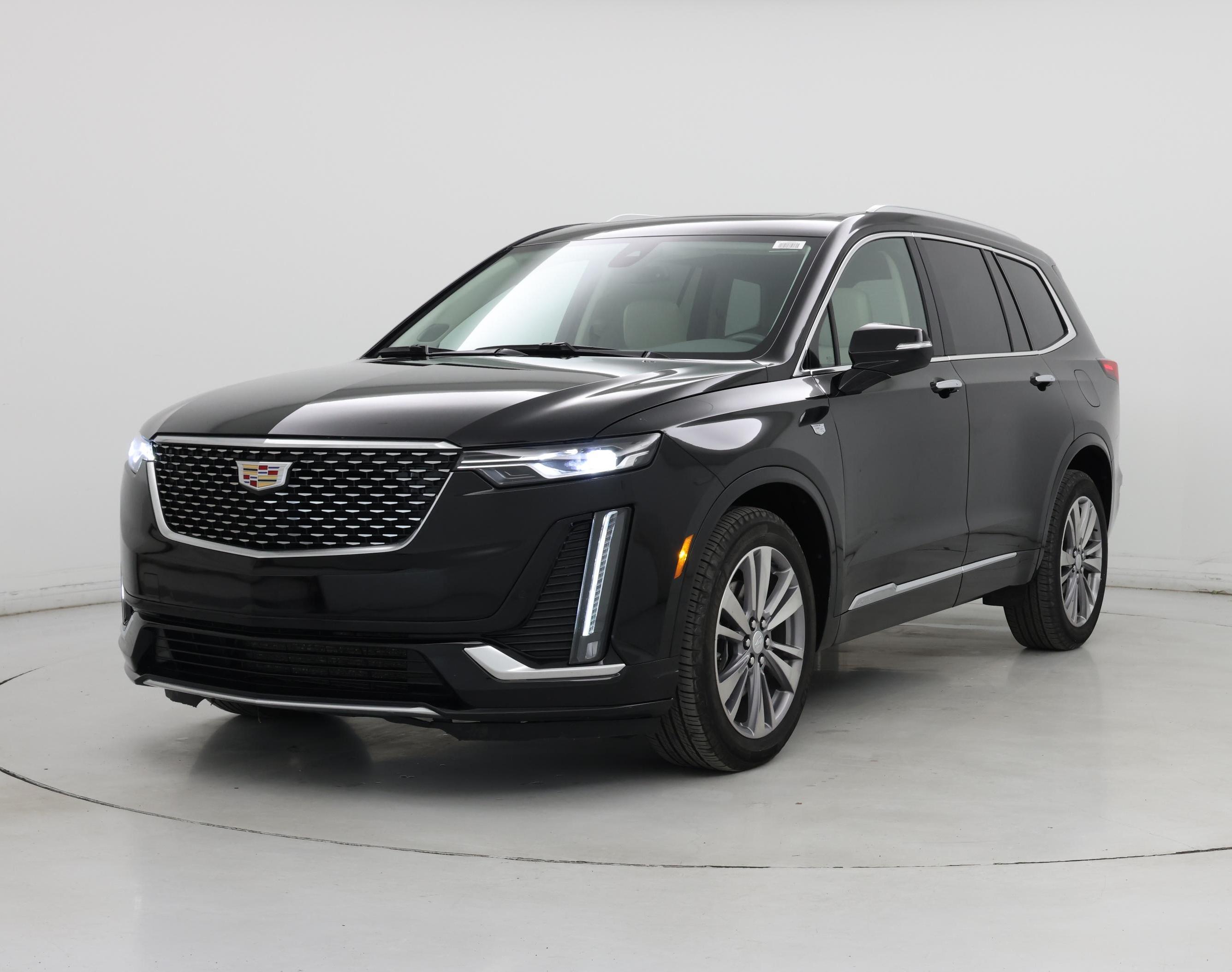 Thumbnail: 2025 Cadillac XT6 - 4