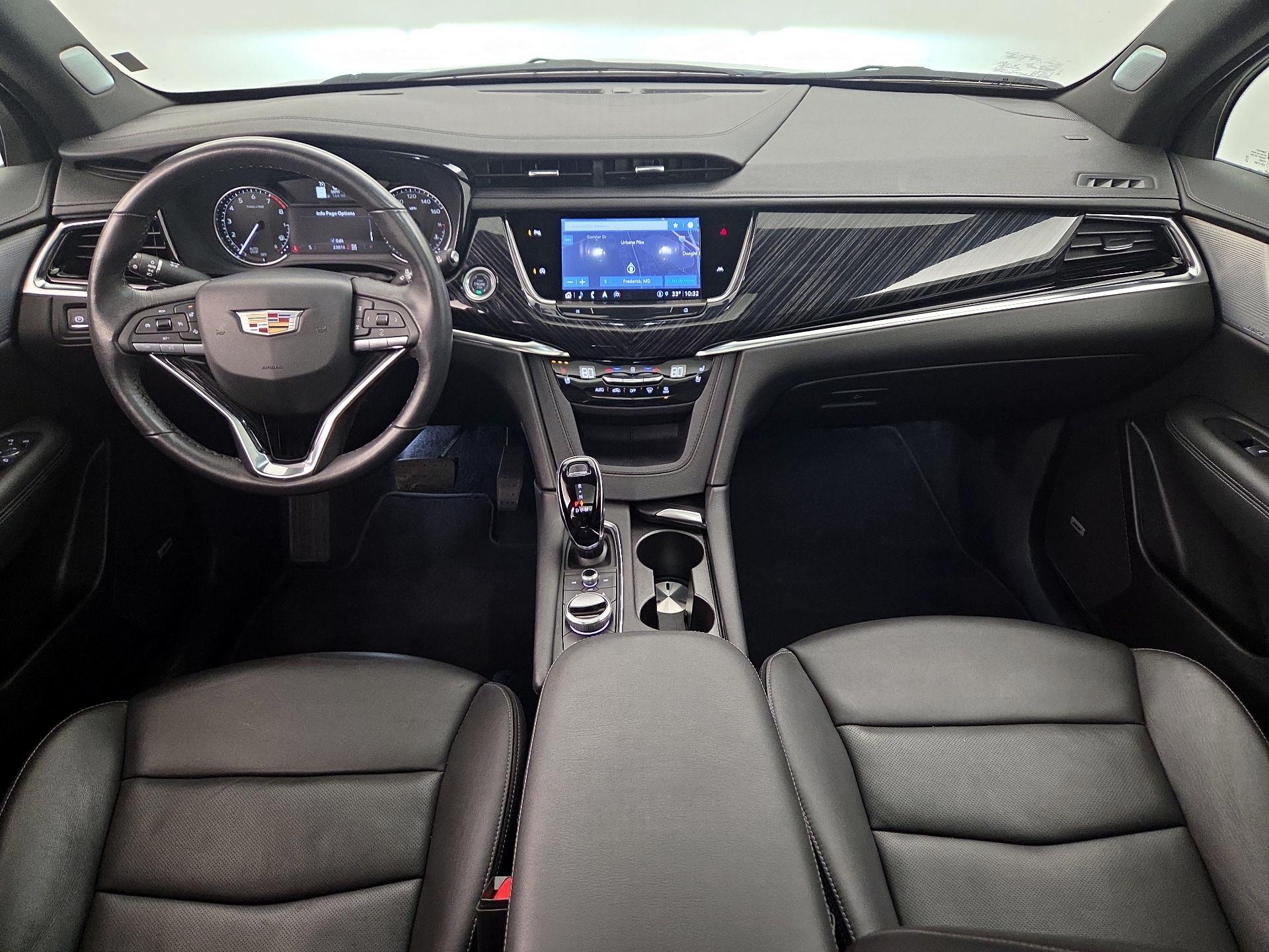 Thumbnail: 2025 Cadillac XT6 - 9