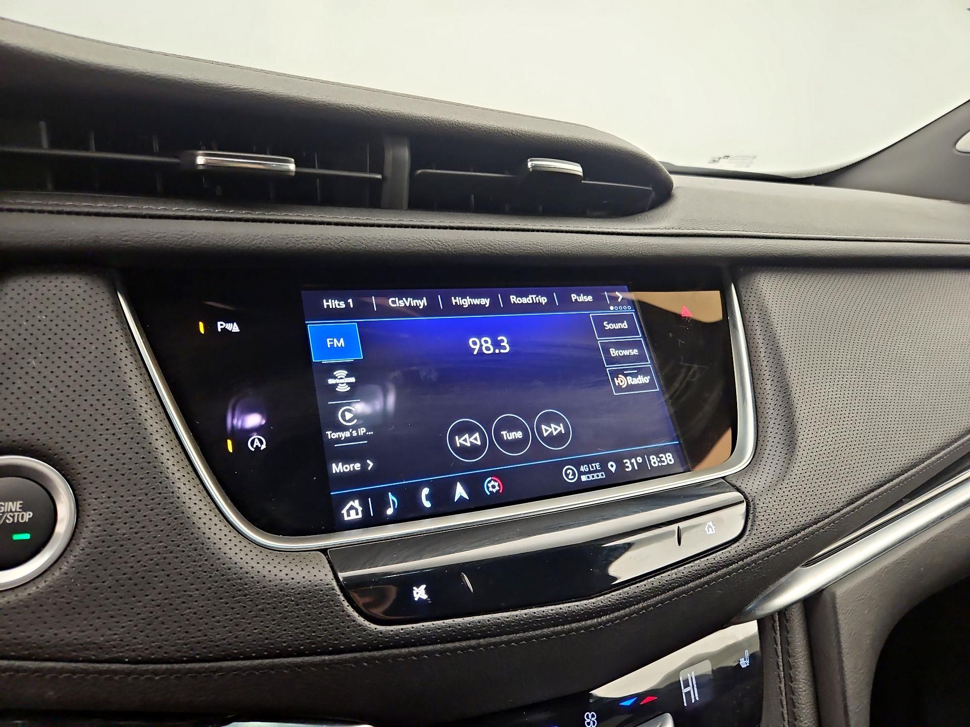 Thumbnail: 2025 Cadillac XT5 - 16