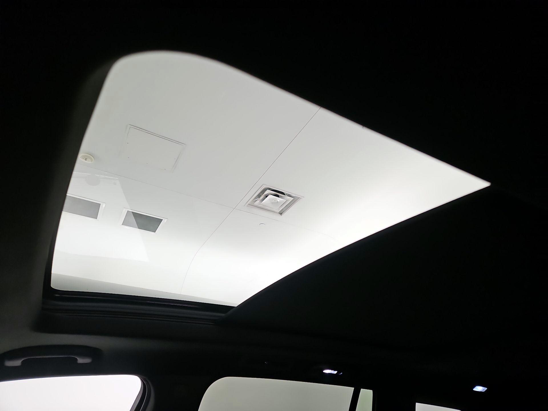 Thumbnail: 2025 Cadillac XT6 - 19