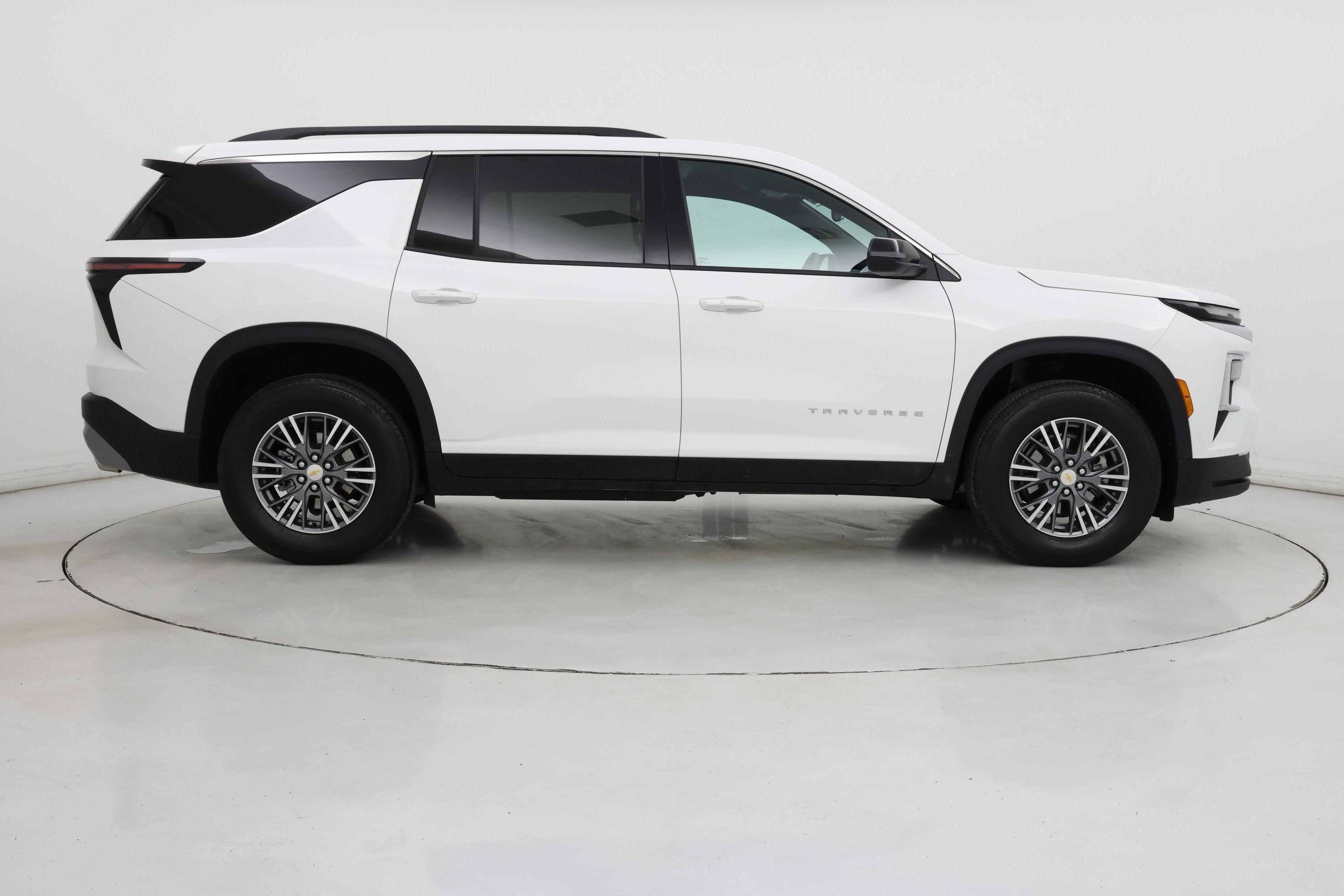 Thumbnail: 2025 Chevrolet Traverse - 7