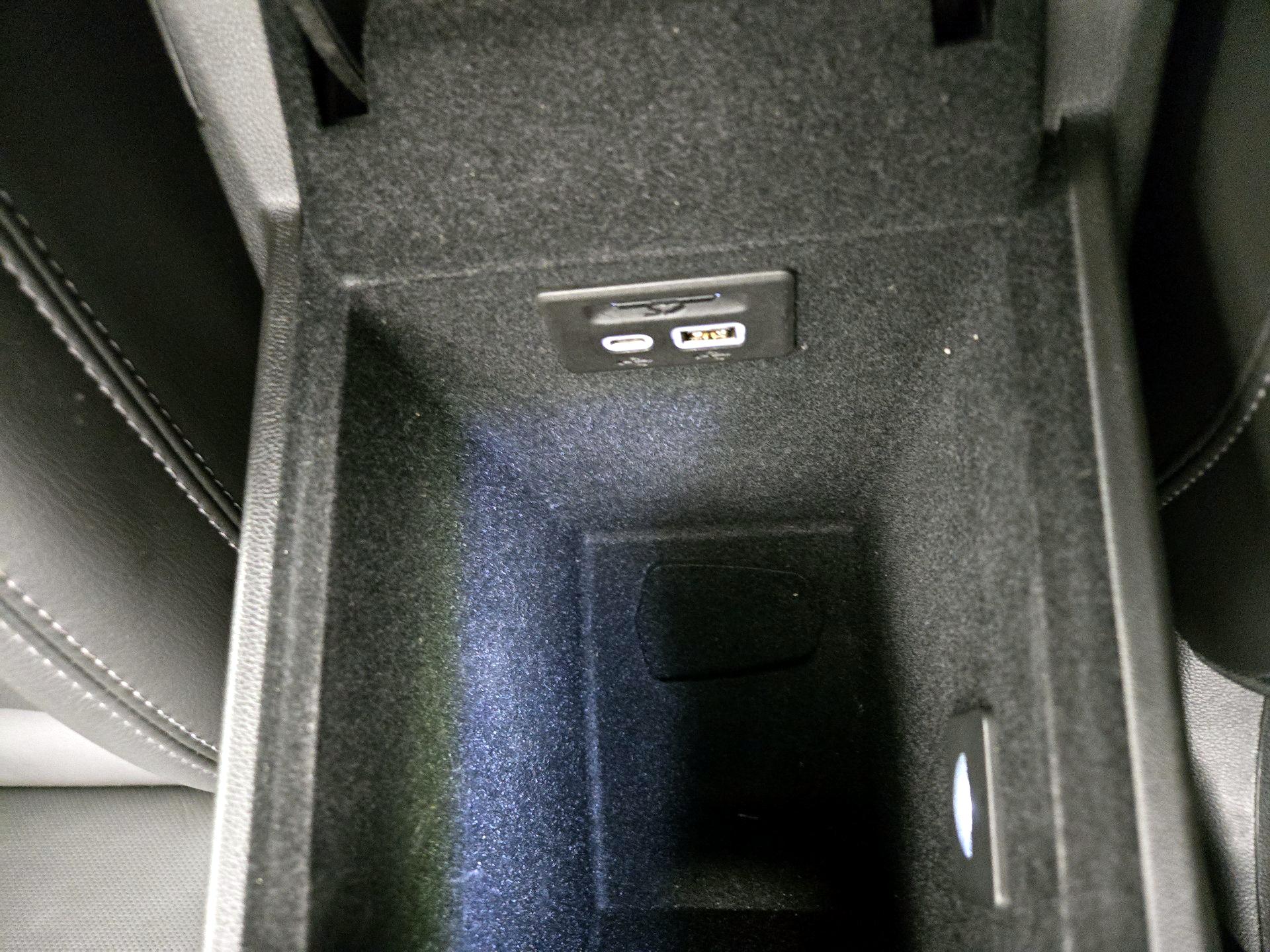 Thumbnail: 2025 Cadillac XT6 - 18