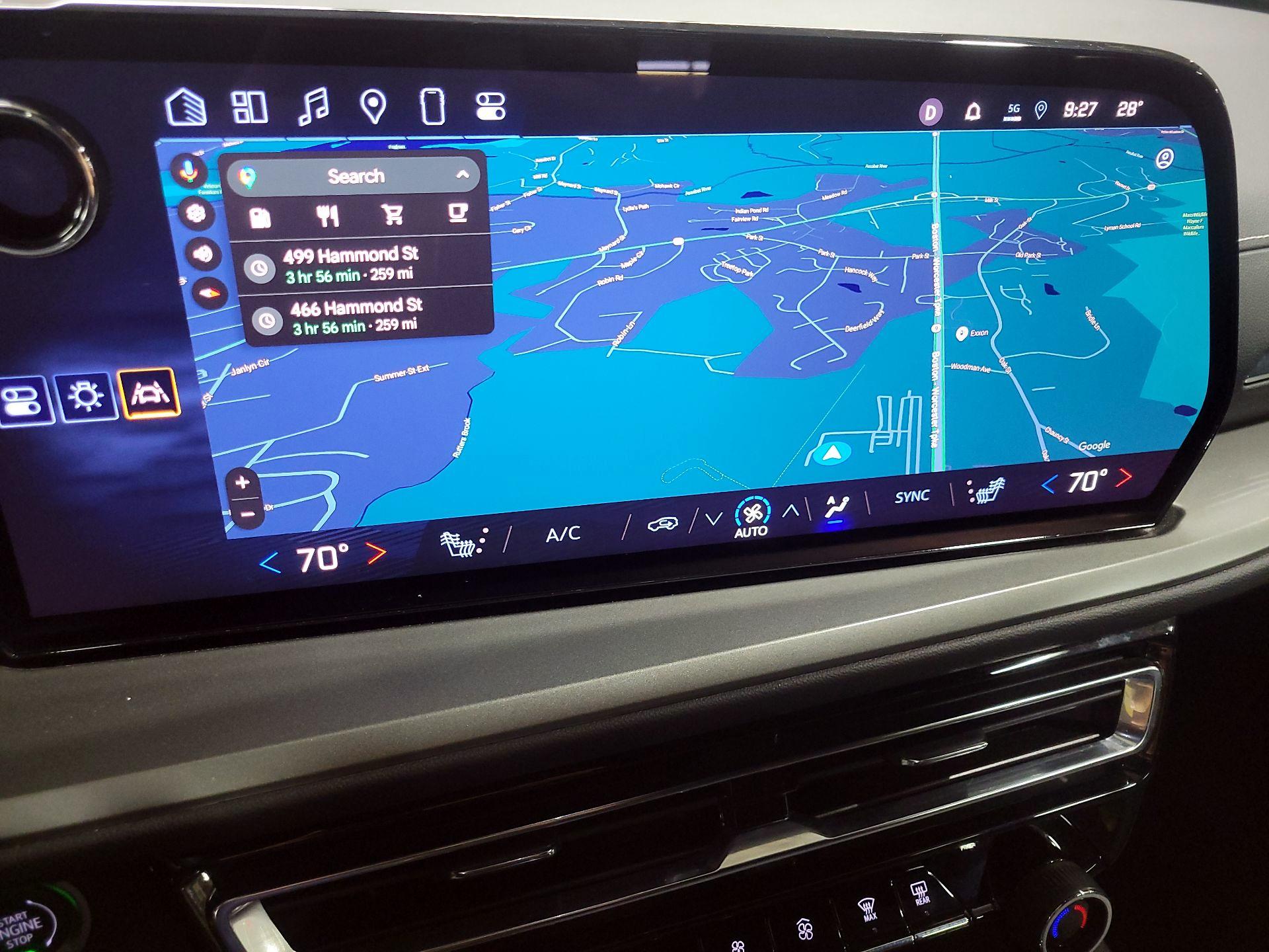 Thumbnail: 2025 Chevrolet Traverse - 14