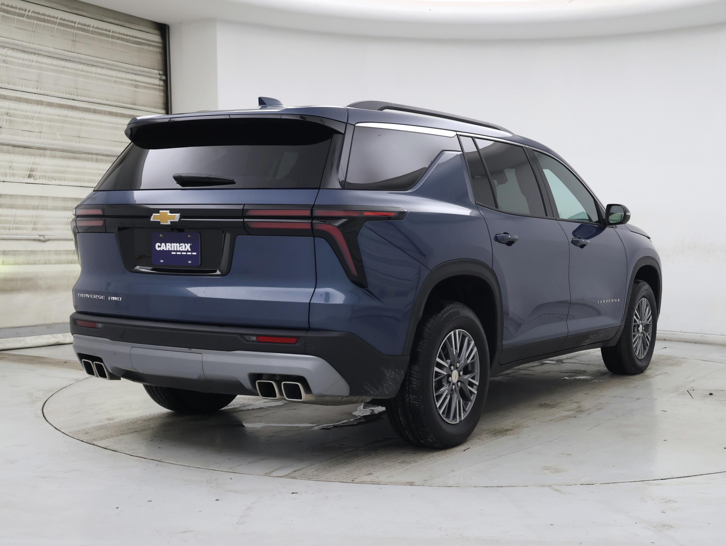 Thumbnail: 2025 Chevrolet Traverse - 8