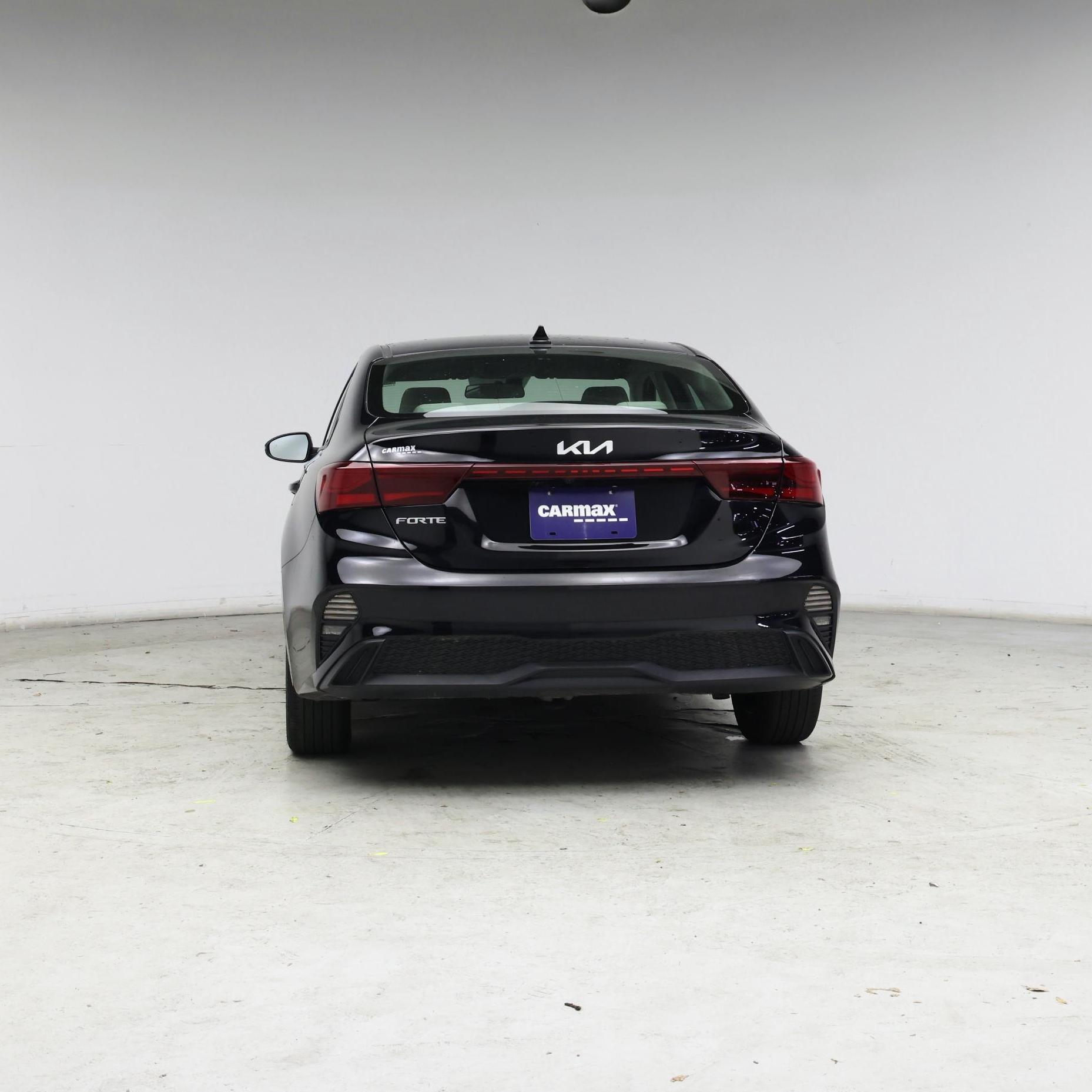 Thumbnail: 2023 Kia Forte - 6