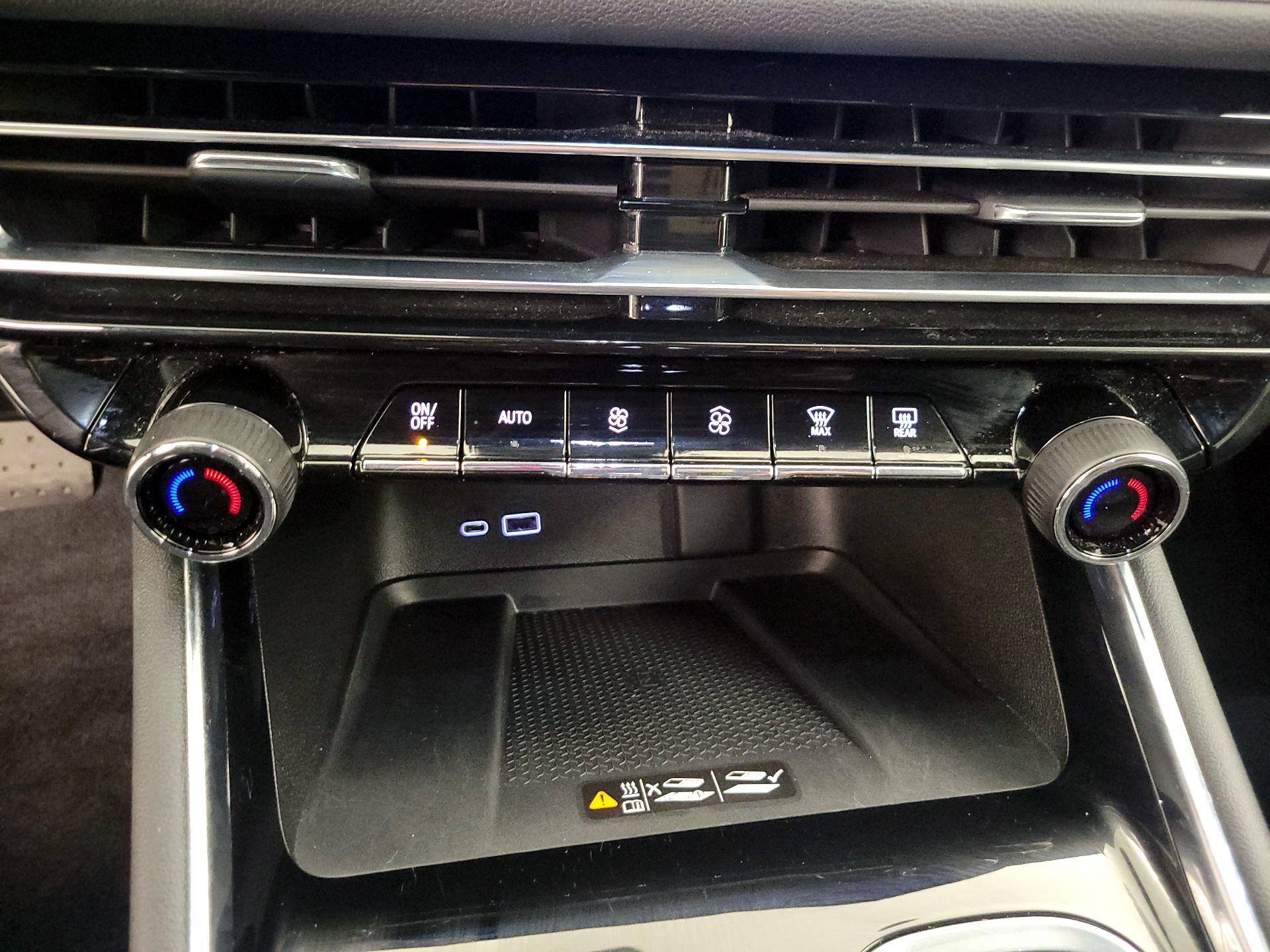 Thumbnail: 2025 Chevrolet Traverse - 17