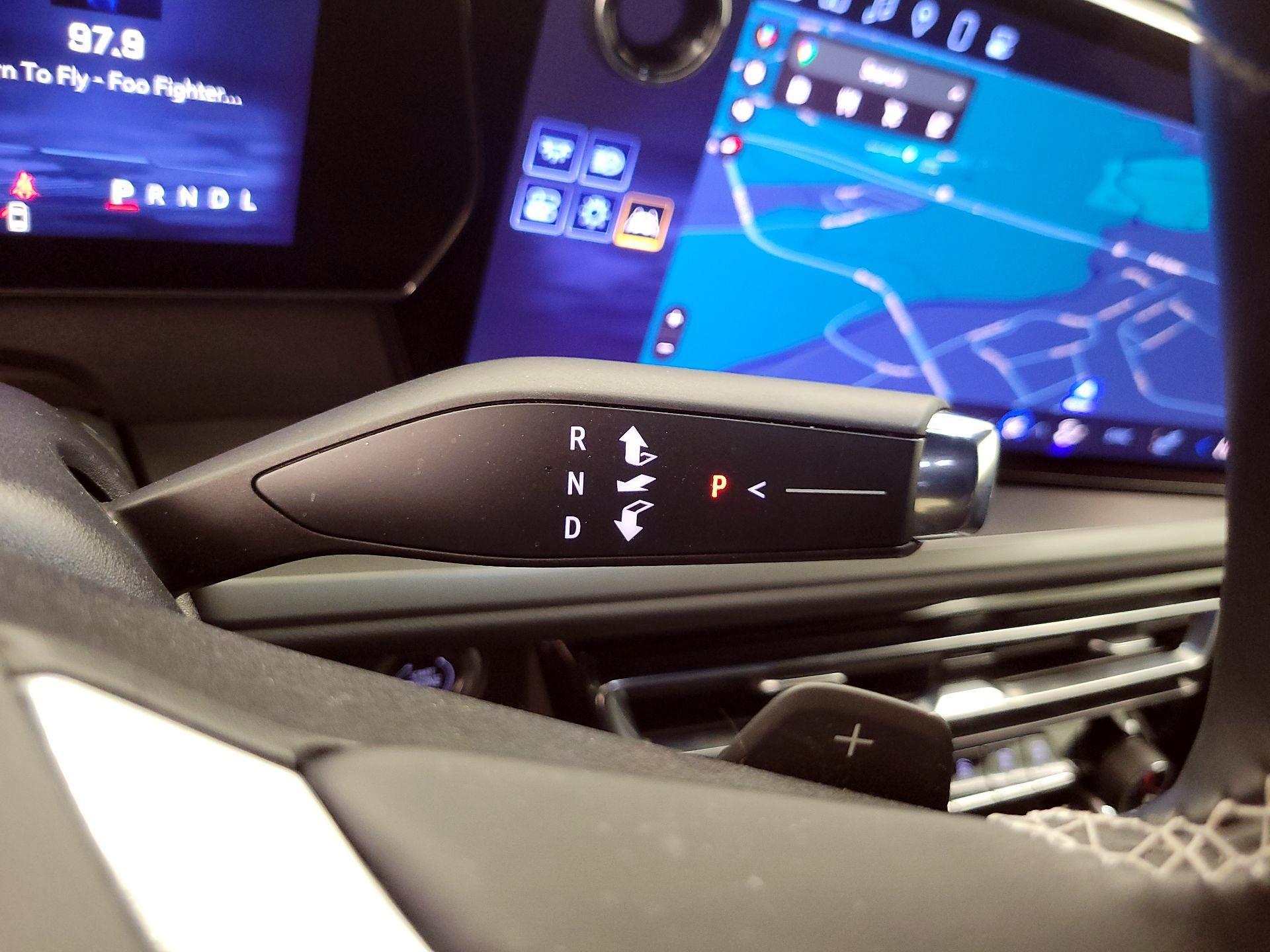 Thumbnail: 2025 Chevrolet Traverse - 18