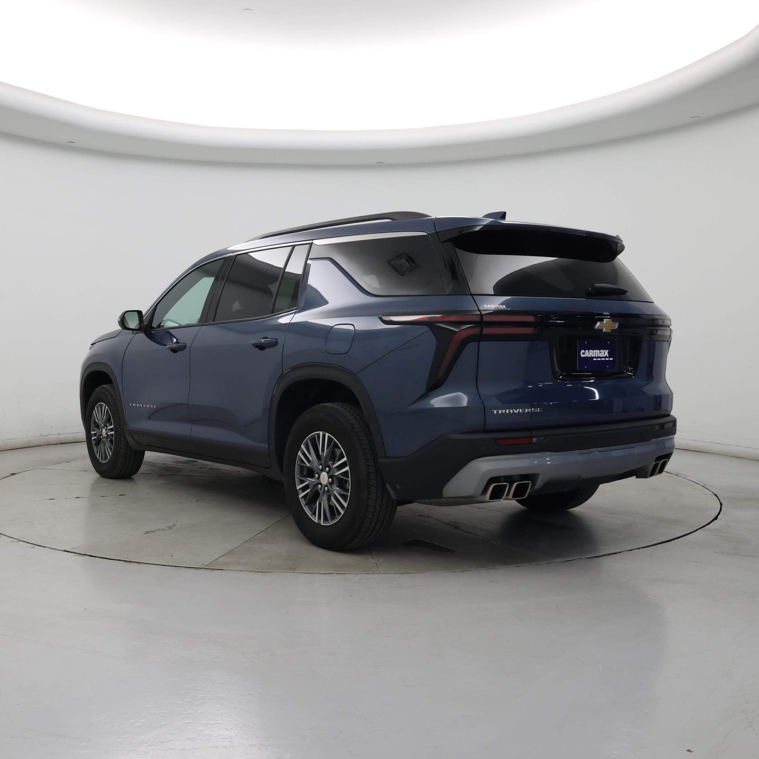 Thumbnail: 2025 Chevrolet Traverse - 2