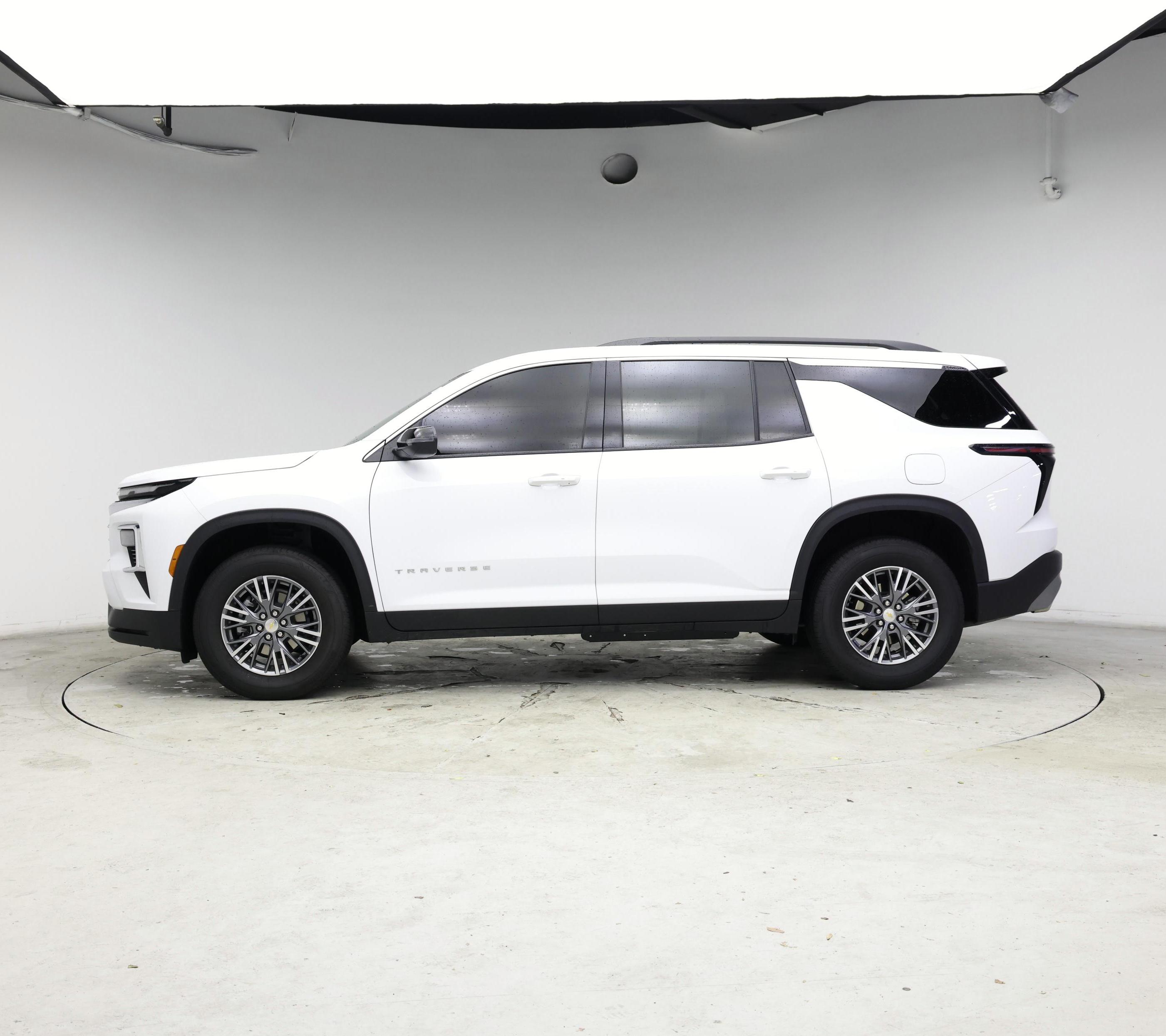 Thumbnail: 2025 Chevrolet Traverse - 3