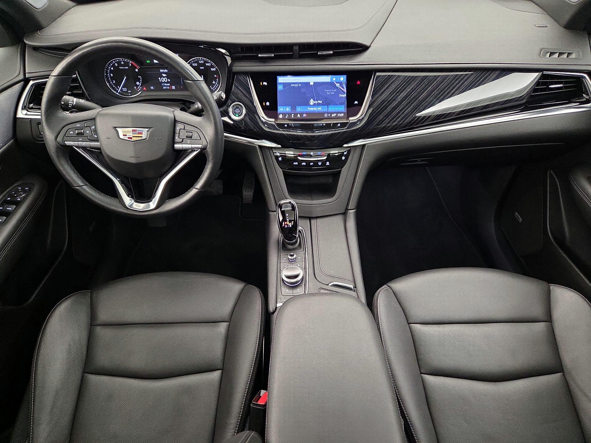 Thumbnail: 2025 Cadillac XT6 - 9