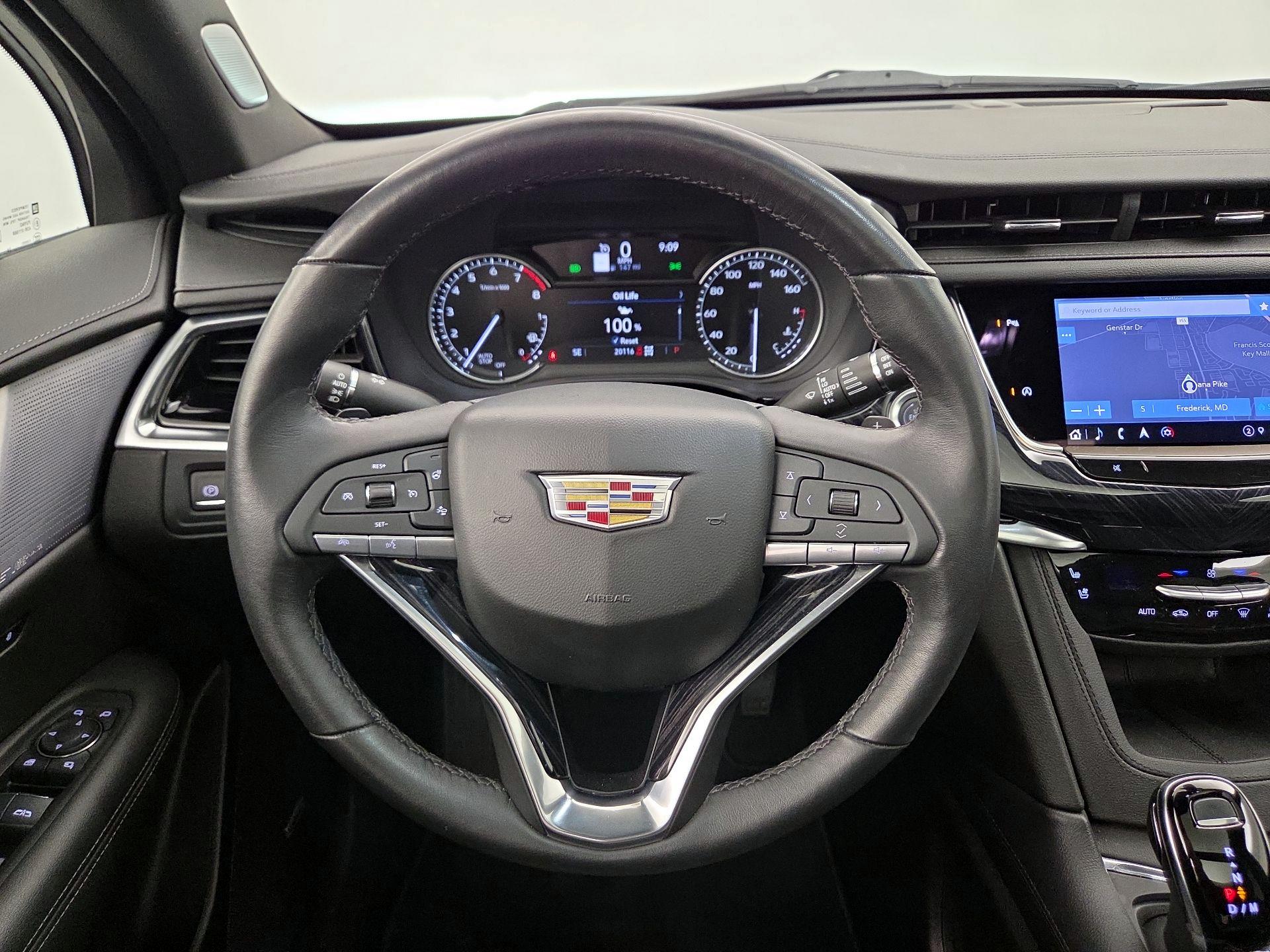 Thumbnail: 2025 Cadillac XT6 - 10