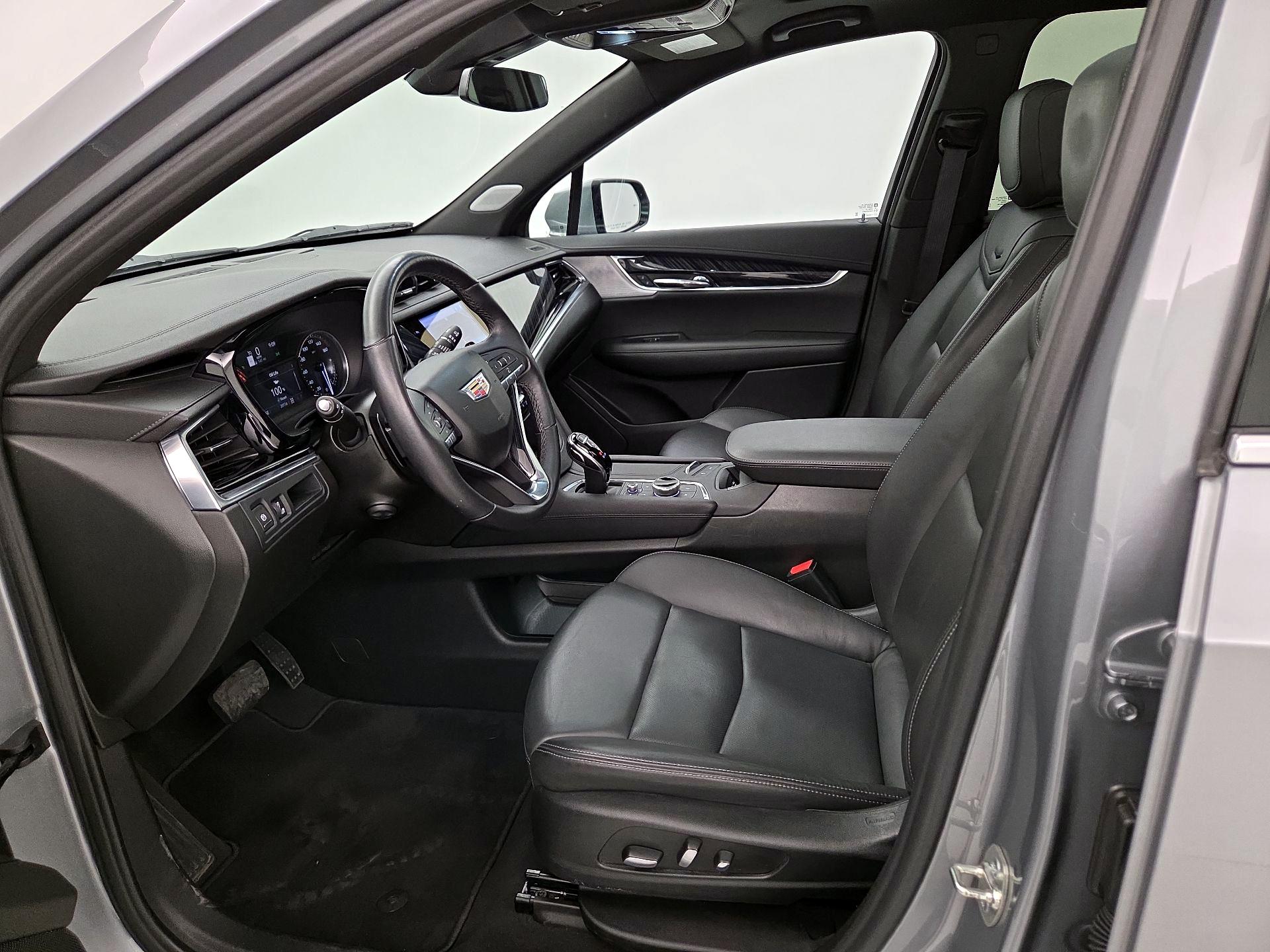 Thumbnail: 2025 Cadillac XT6 - 11