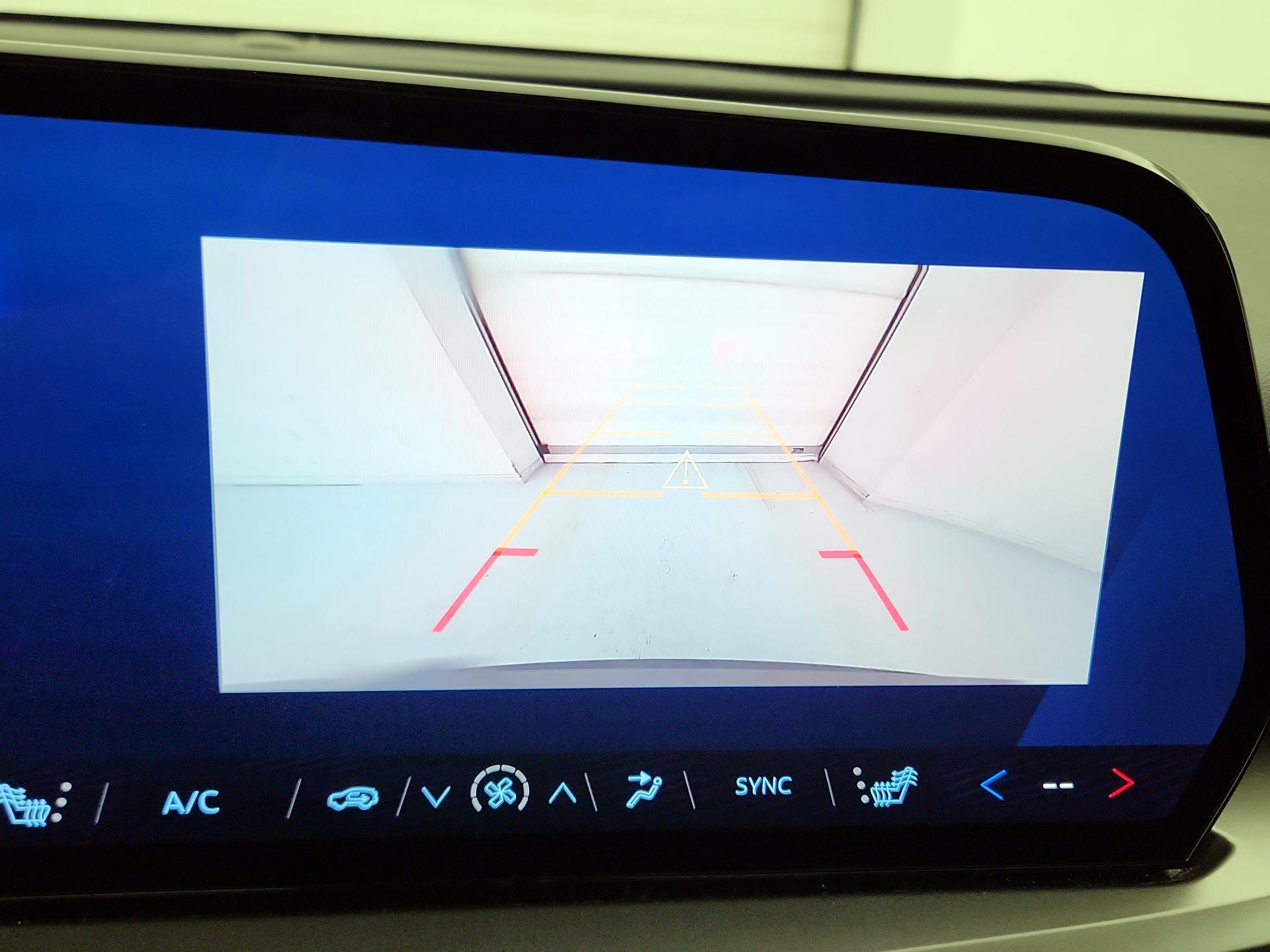 Thumbnail: 2025 Chevrolet Traverse - 14