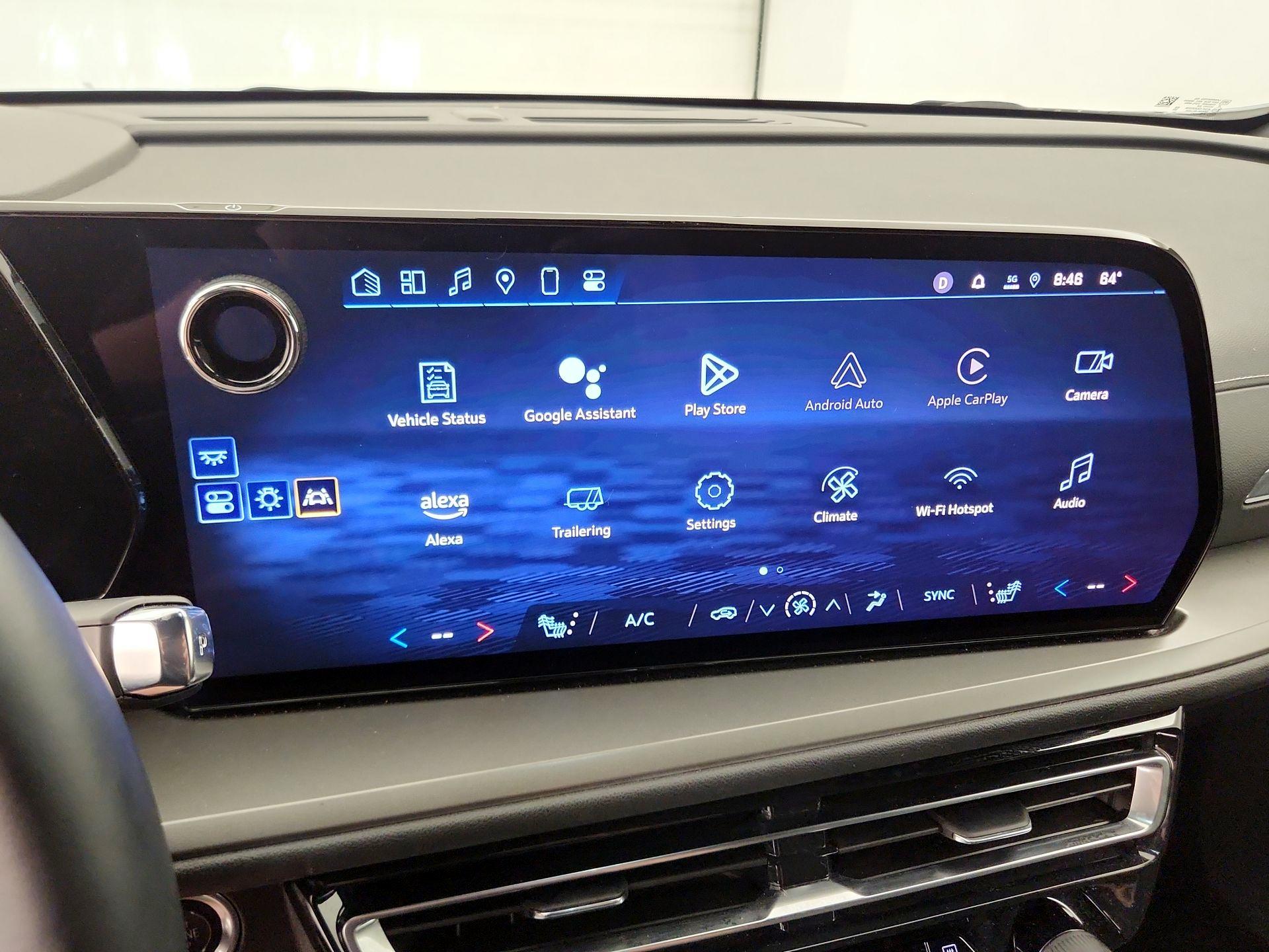 Thumbnail: 2025 Chevrolet Traverse - 15