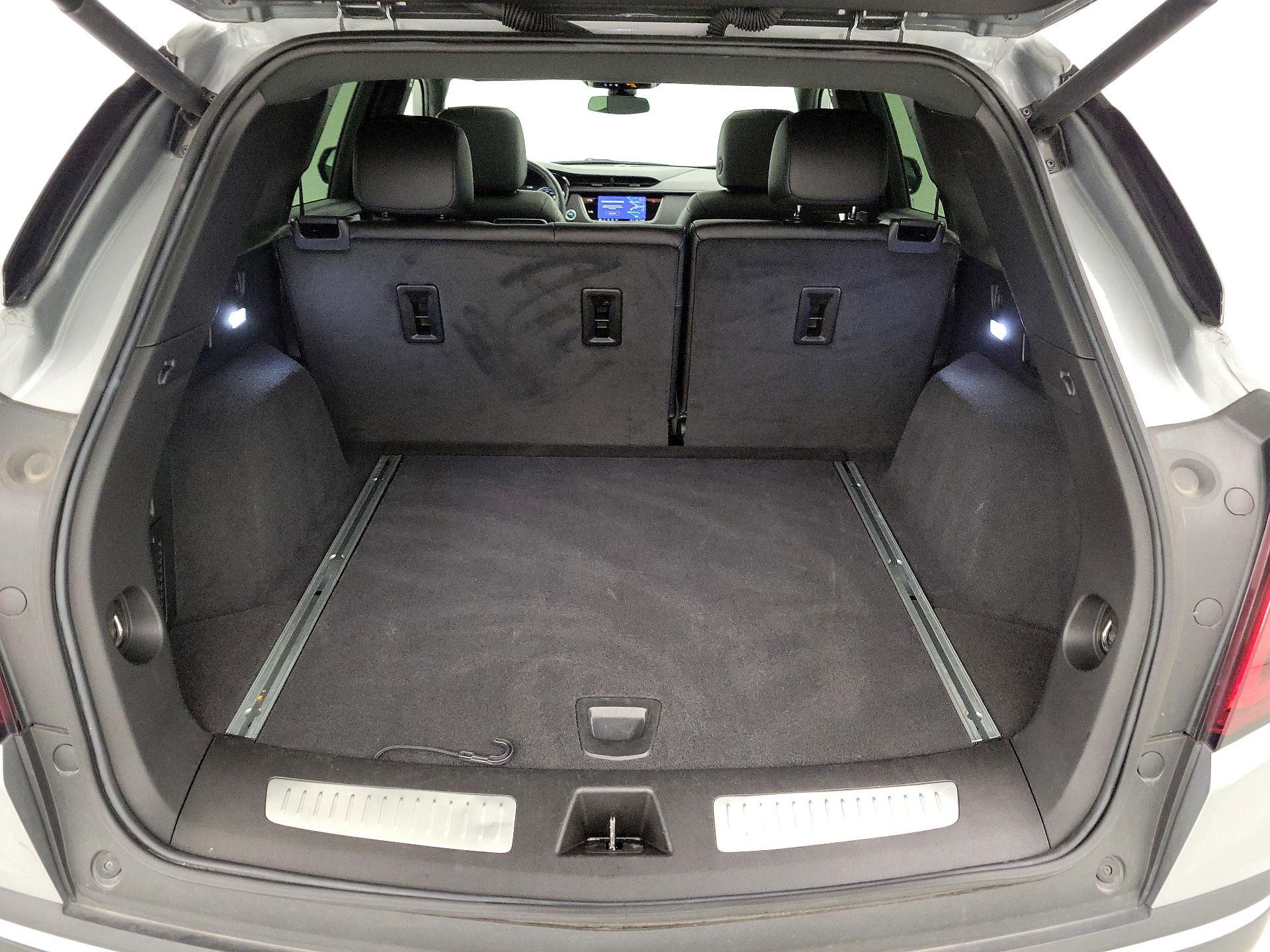 Thumbnail: 2025 Cadillac XT5 - 20