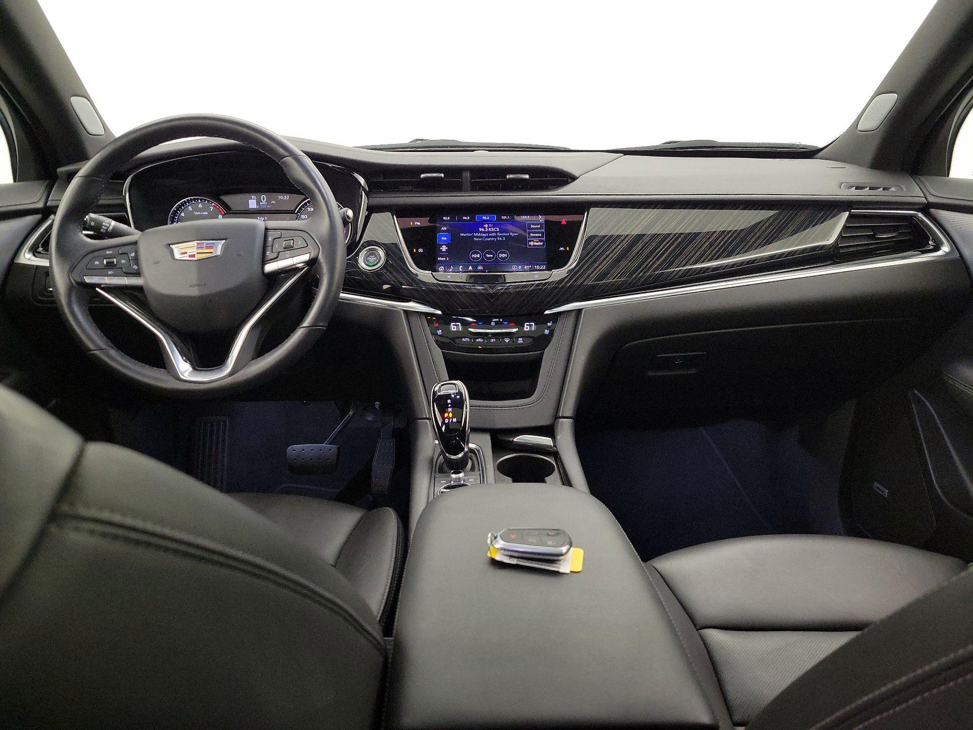 Thumbnail: 2025 Cadillac XT6 - 9