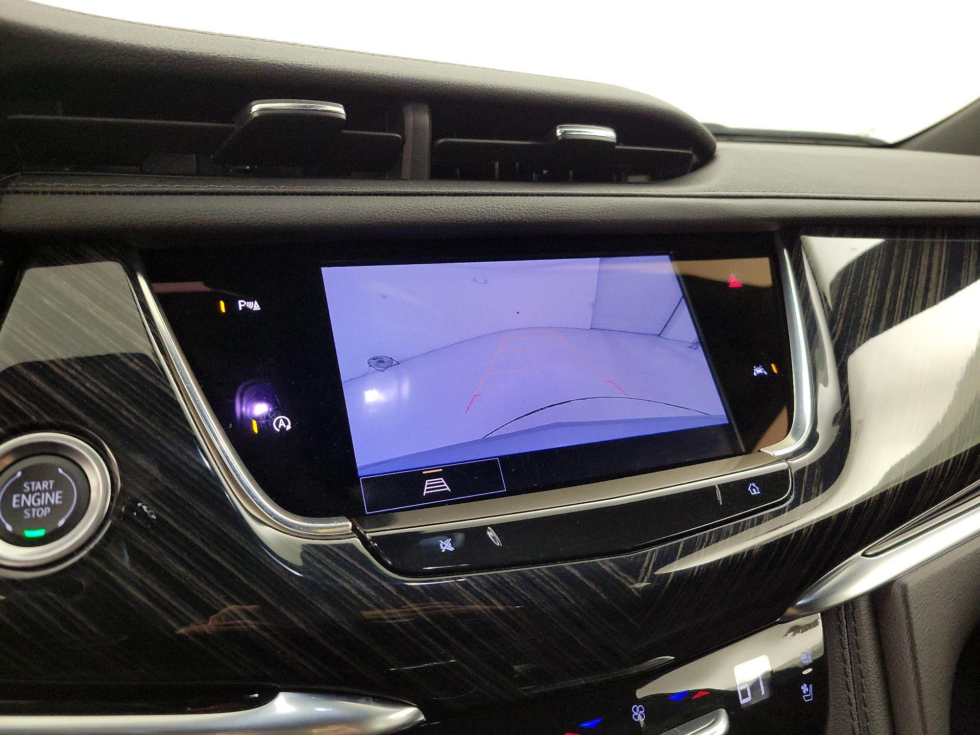 Thumbnail: 2025 Cadillac XT6 - 14