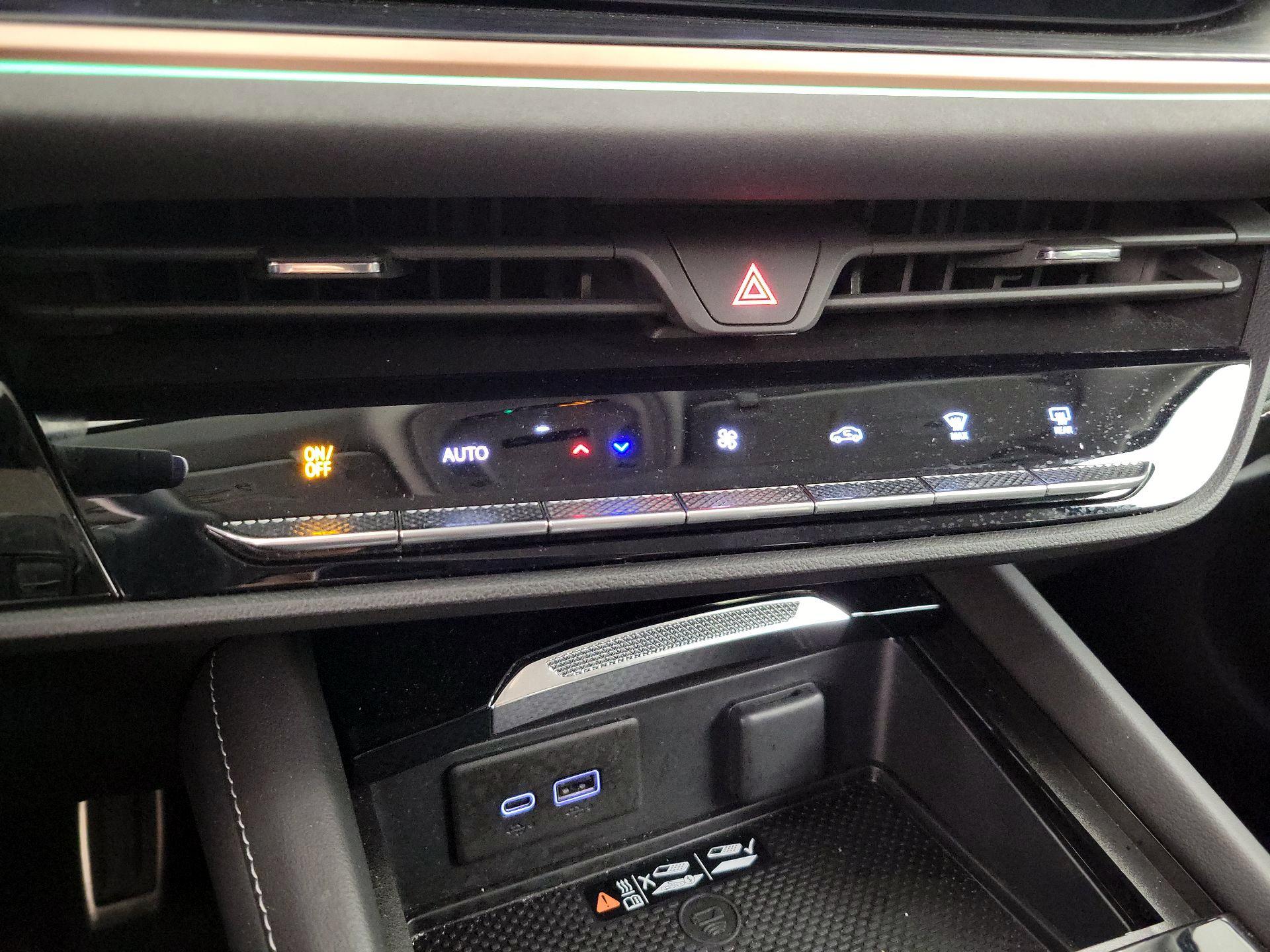 Thumbnail: 2025 Buick Envision - 17