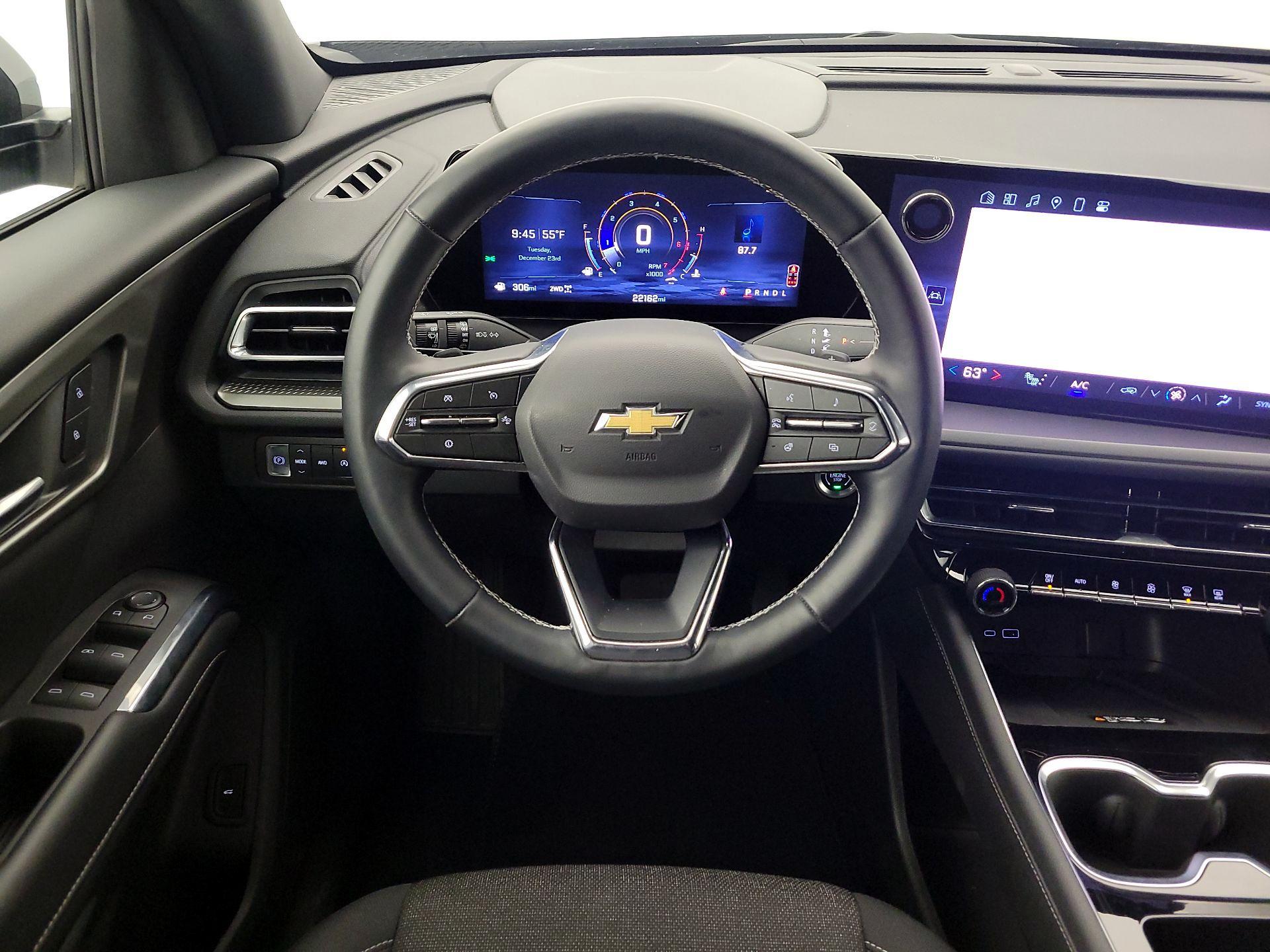 Thumbnail: 2025 Chevrolet Traverse - 10