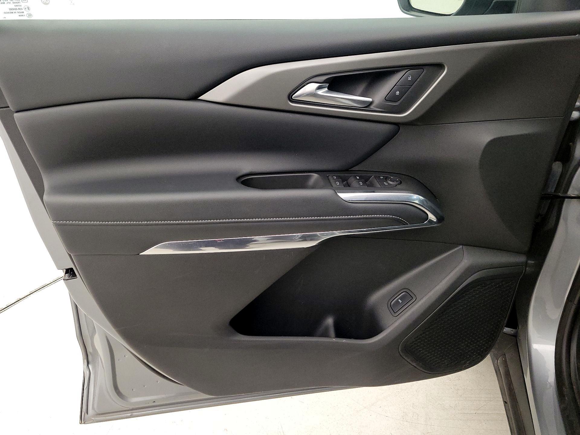 Thumbnail: 2025 Chevrolet Traverse - 12