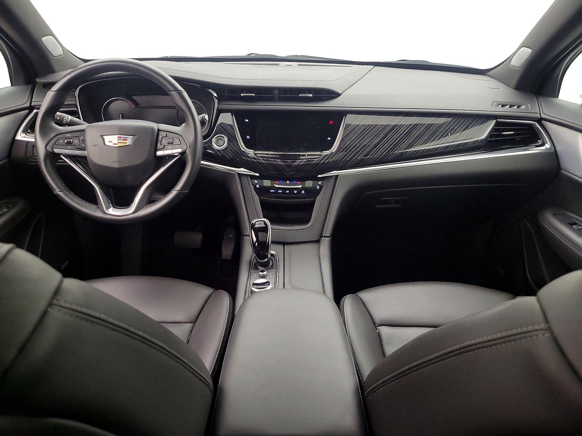 Thumbnail: 2025 Cadillac XT6 - 9