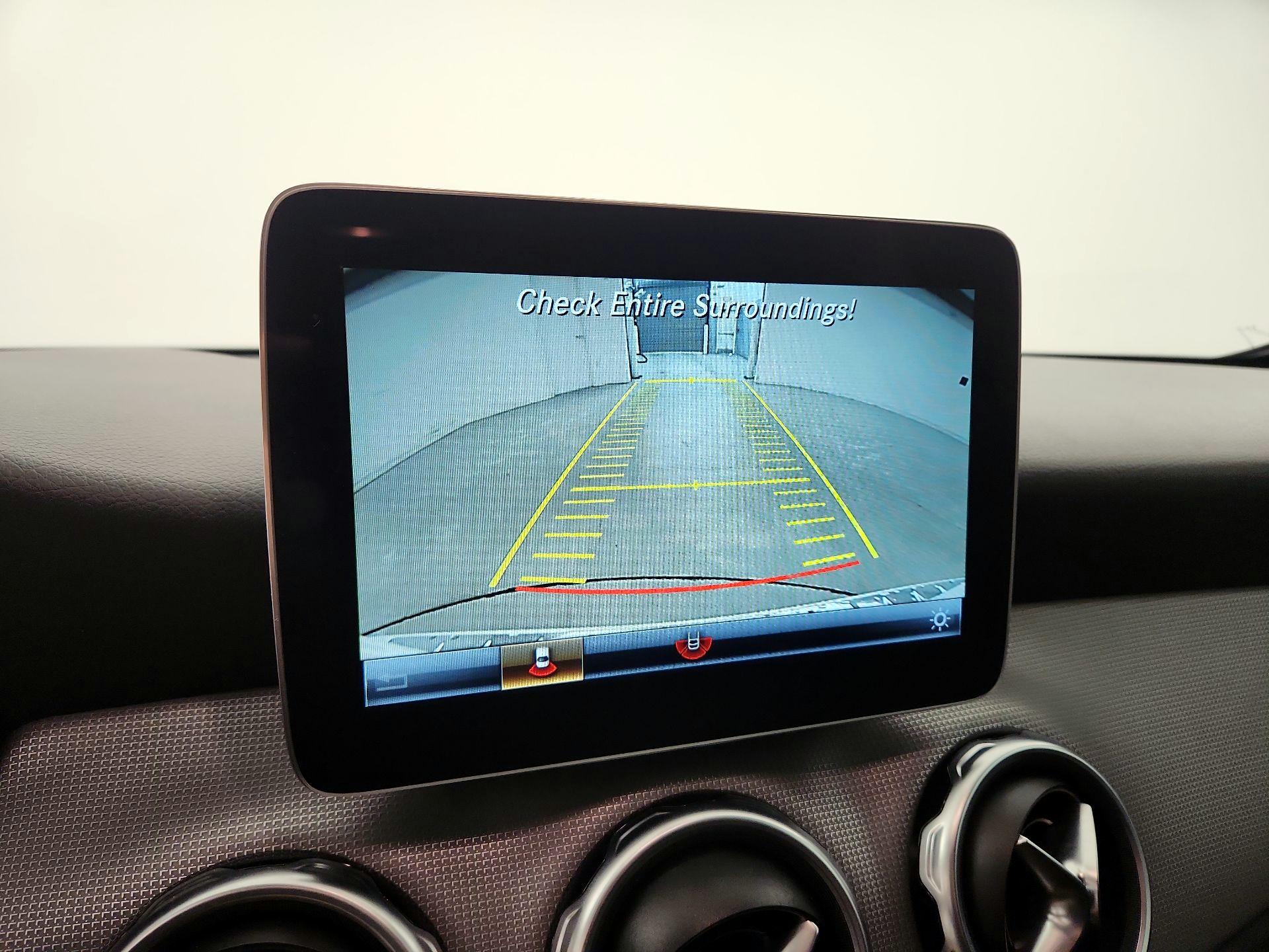 Thumbnail: 2020 Mercedes-Benz GLA - 14