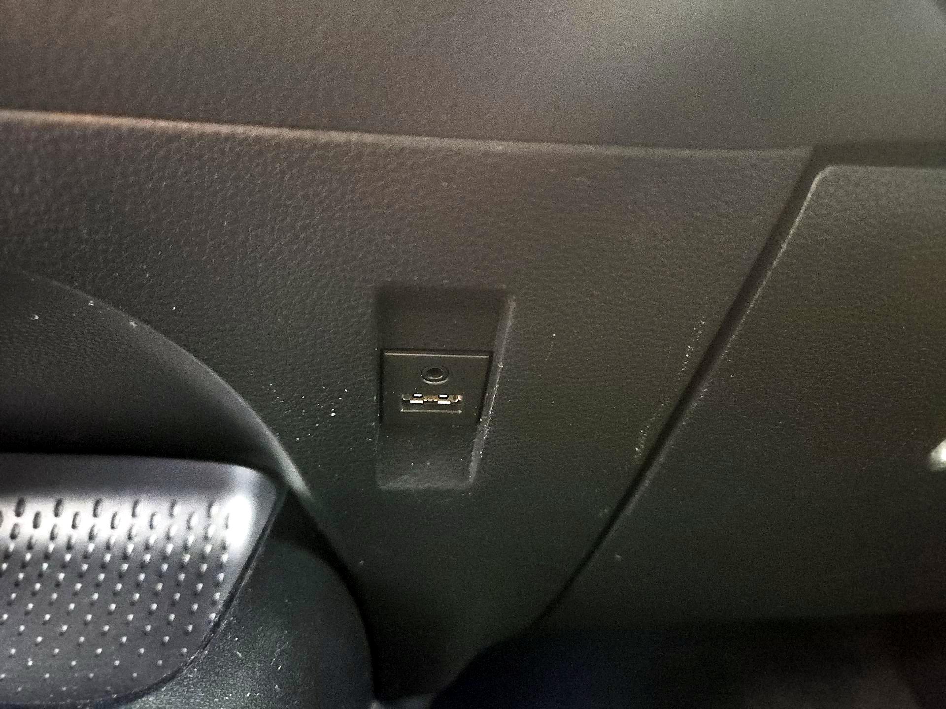 Thumbnail: 2020 Toyota Corolla - 18