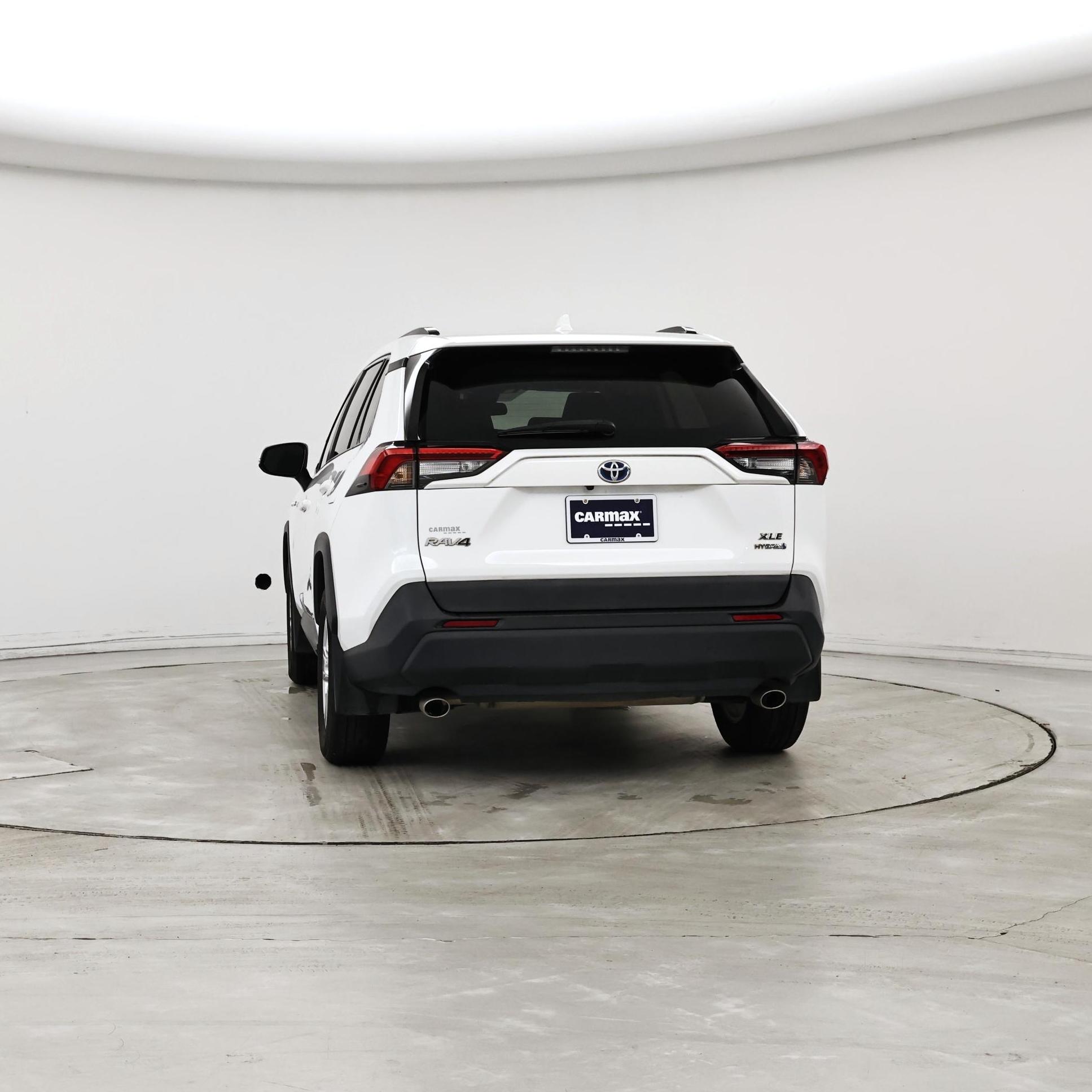 Thumbnail: 2021 Toyota RAV4 - 6