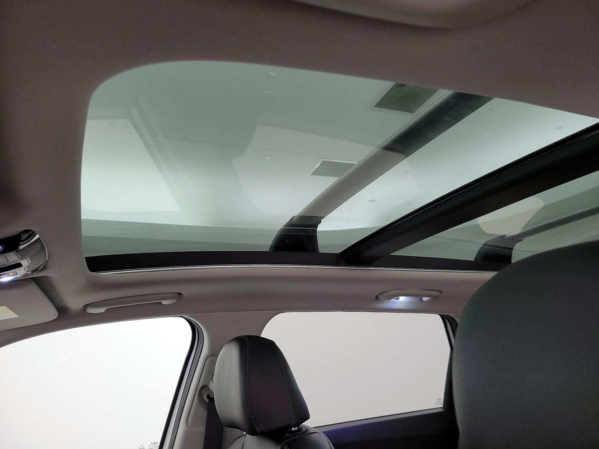 Thumbnail: 2022 Kia Sorento - 20