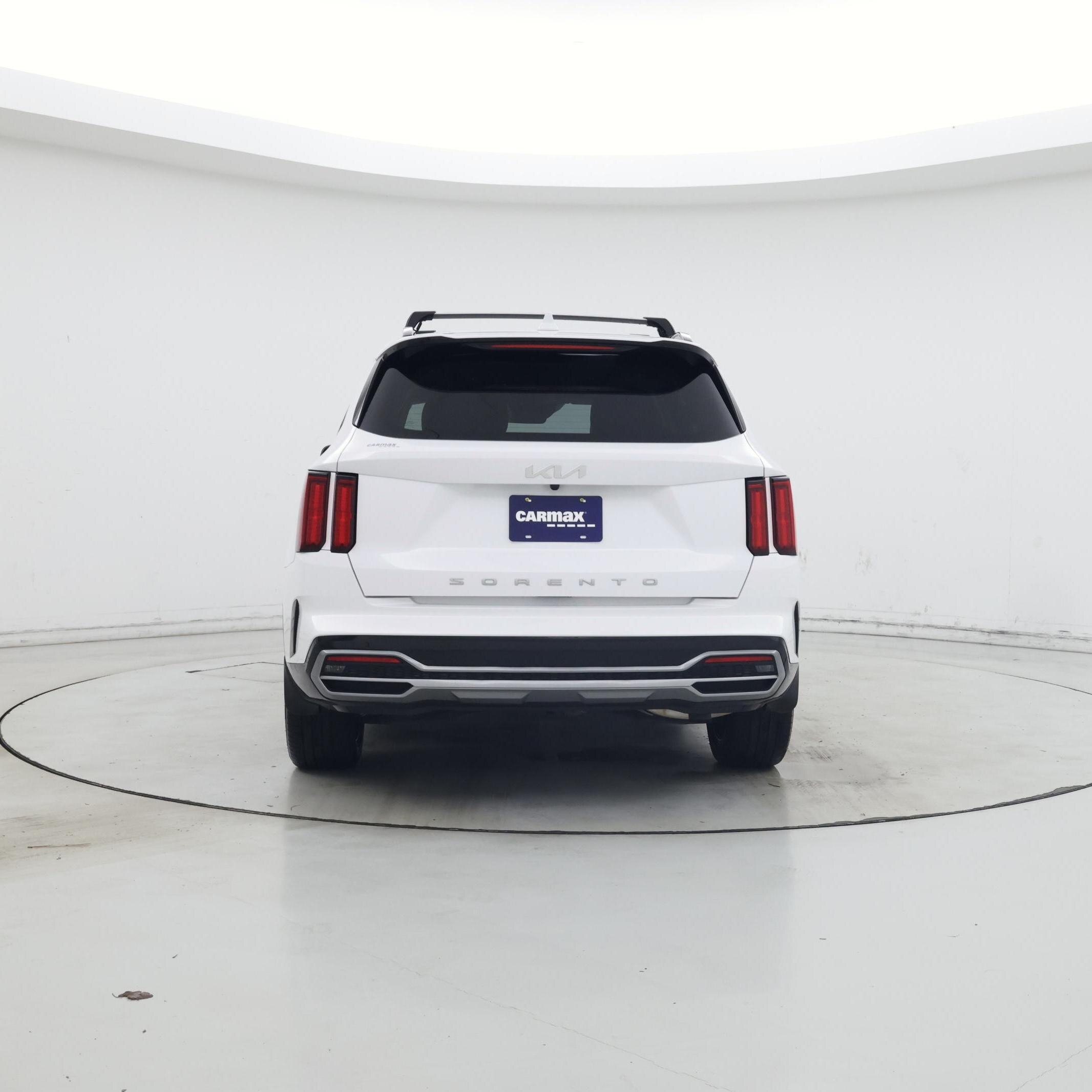 Thumbnail: 2022 Kia Sorento - 6