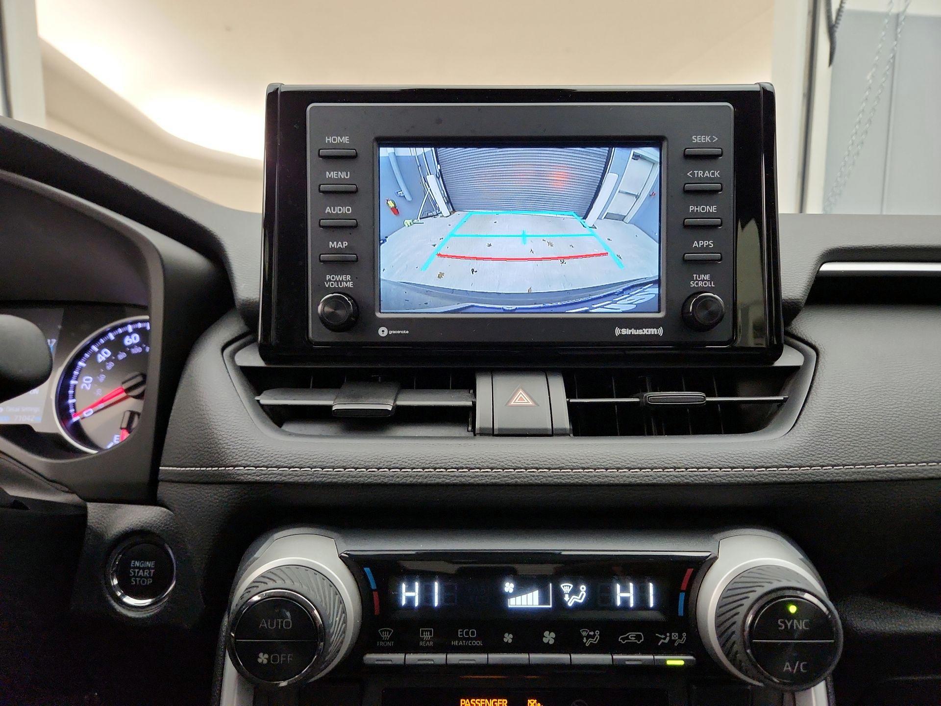 Thumbnail: 2020 Toyota RAV4 - 14