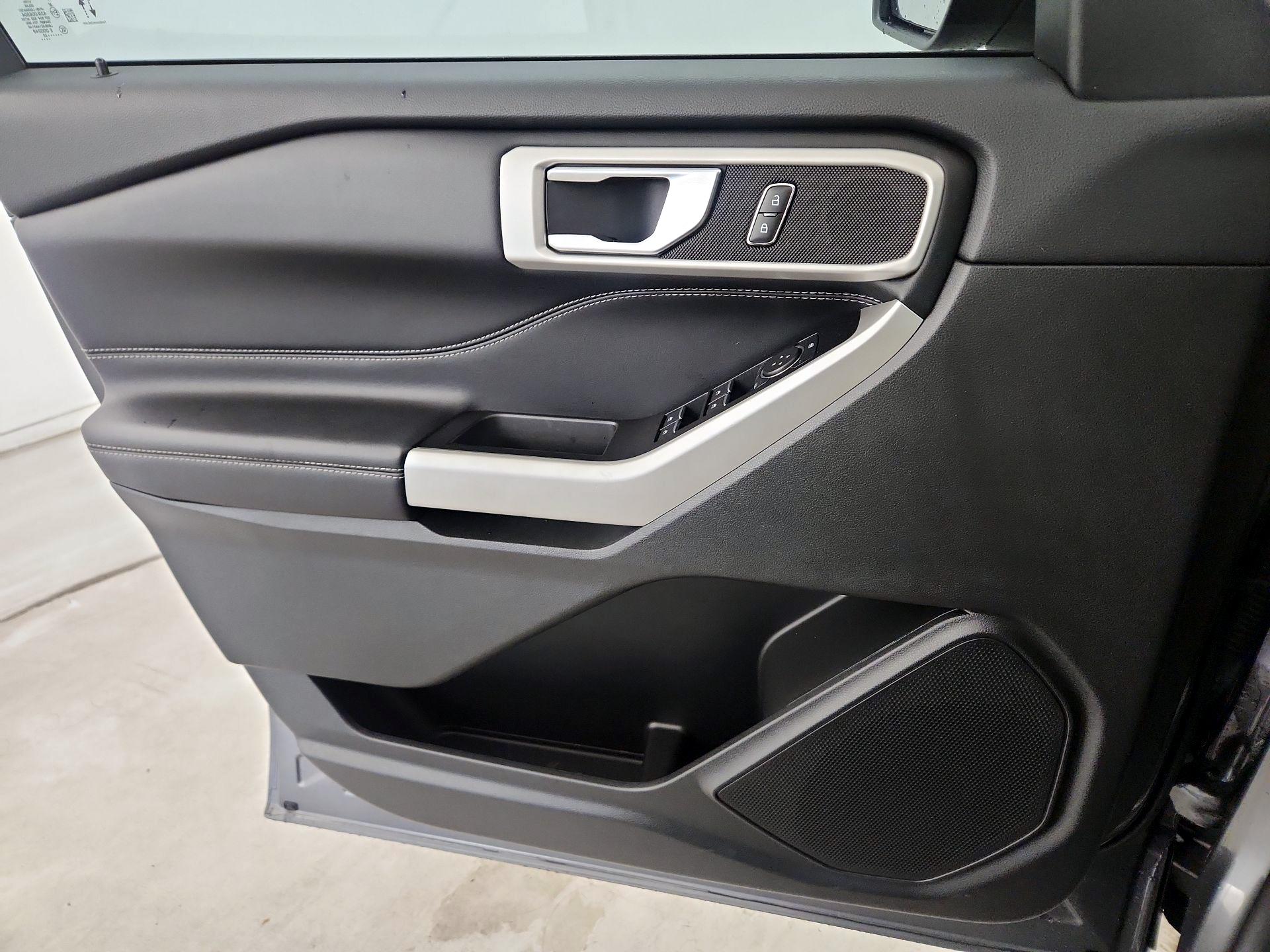 Thumbnail: 2022 Ford Explorer - 12