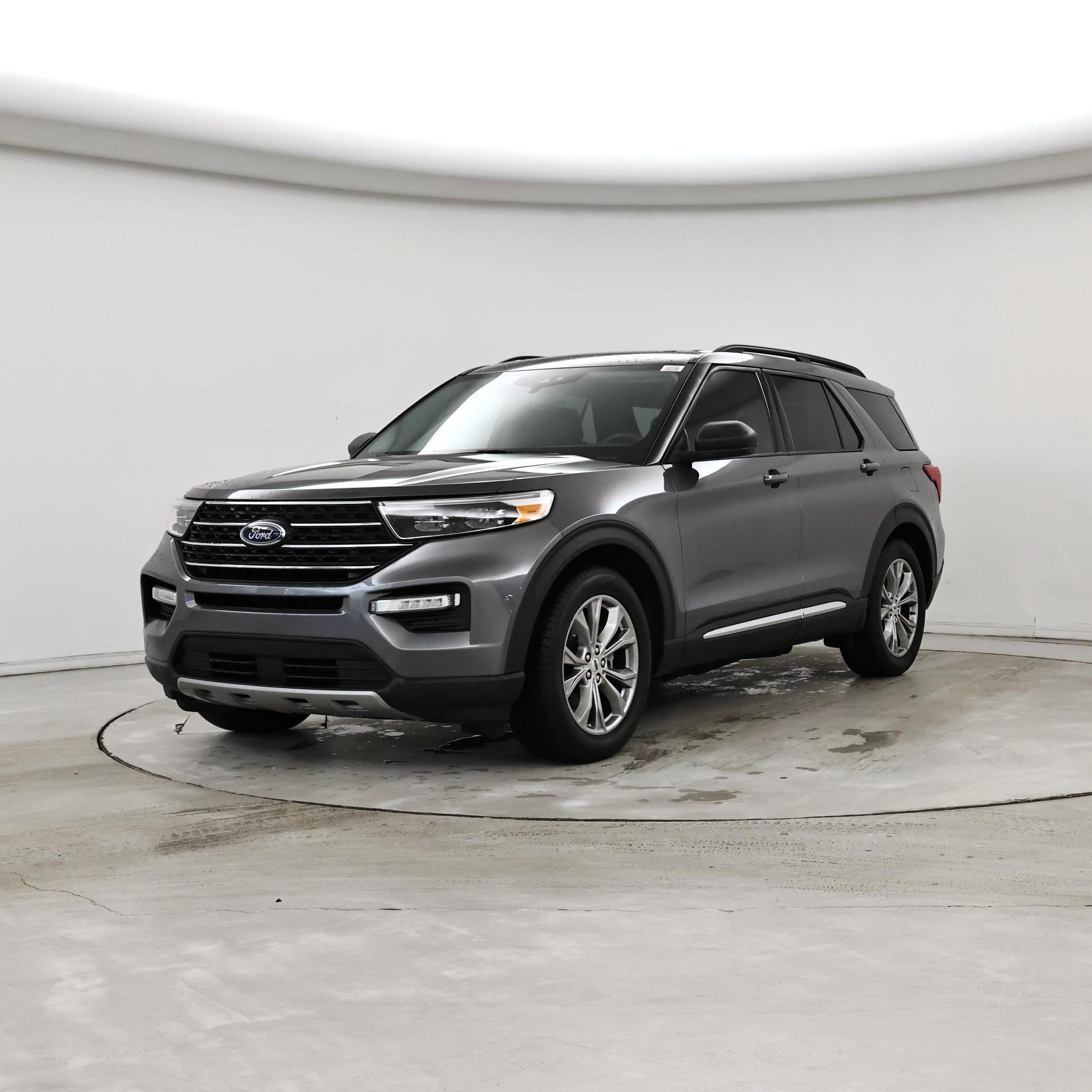 Thumbnail: 2022 Ford Explorer - 4