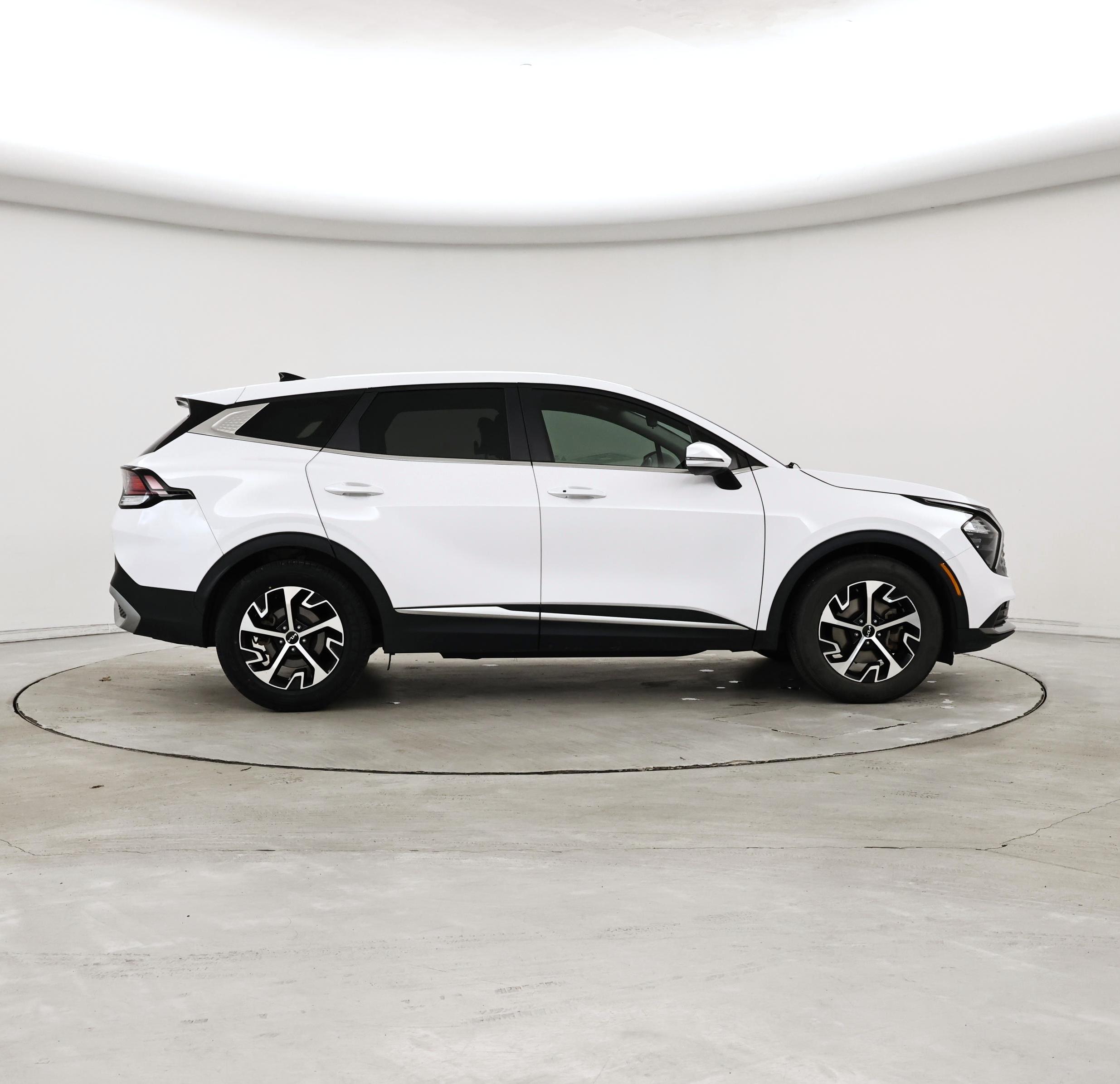 Thumbnail: 2023 Kia Sportage - 7