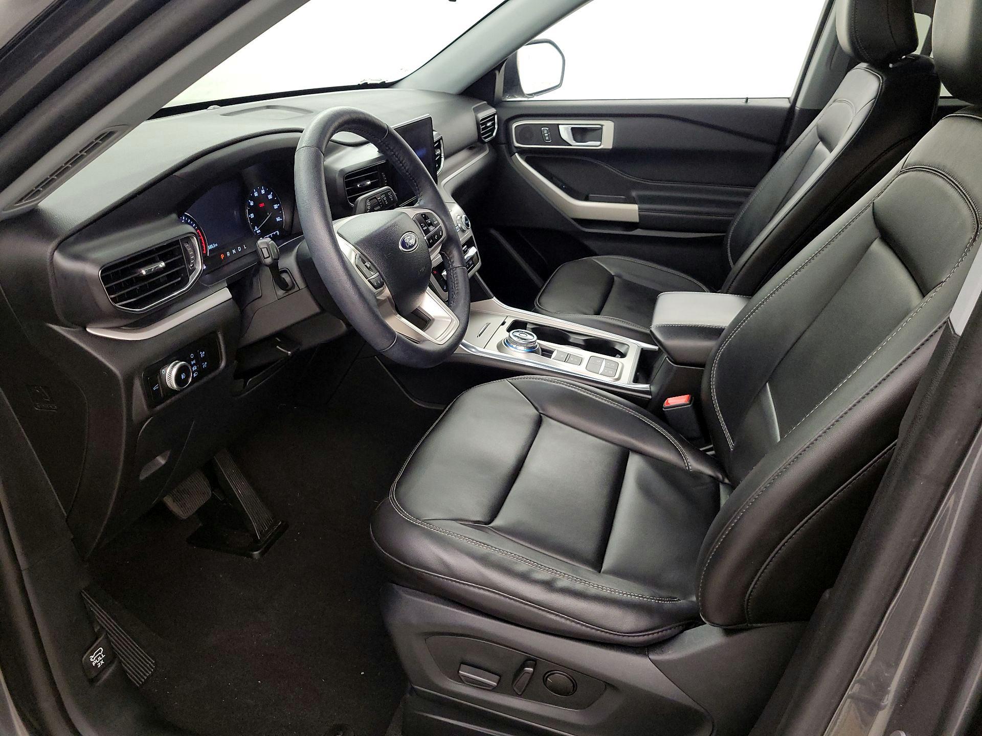 Thumbnail: 2023 Ford Explorer - 11