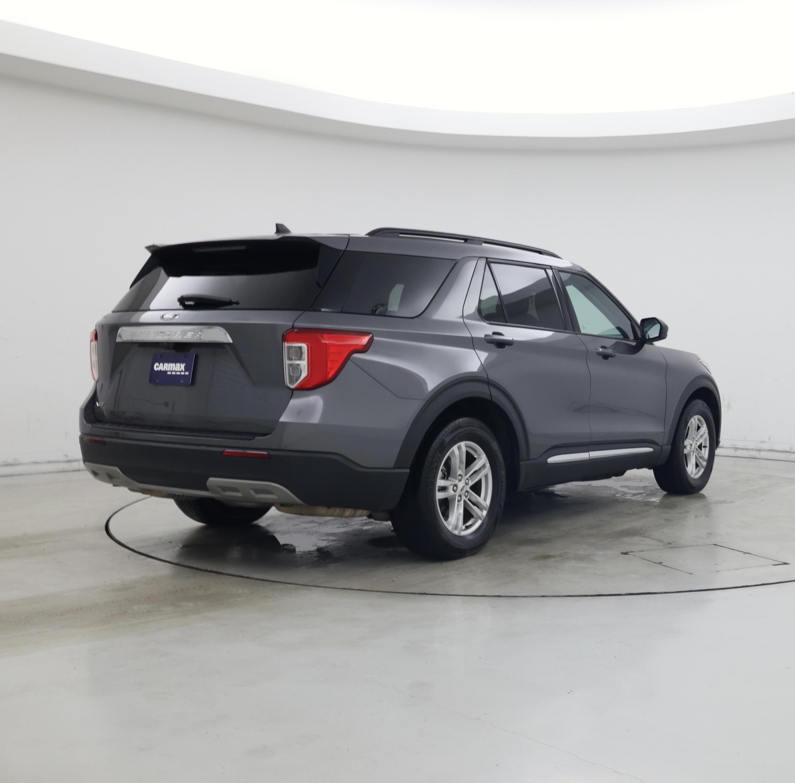 Thumbnail: 2023 Ford Explorer - 8