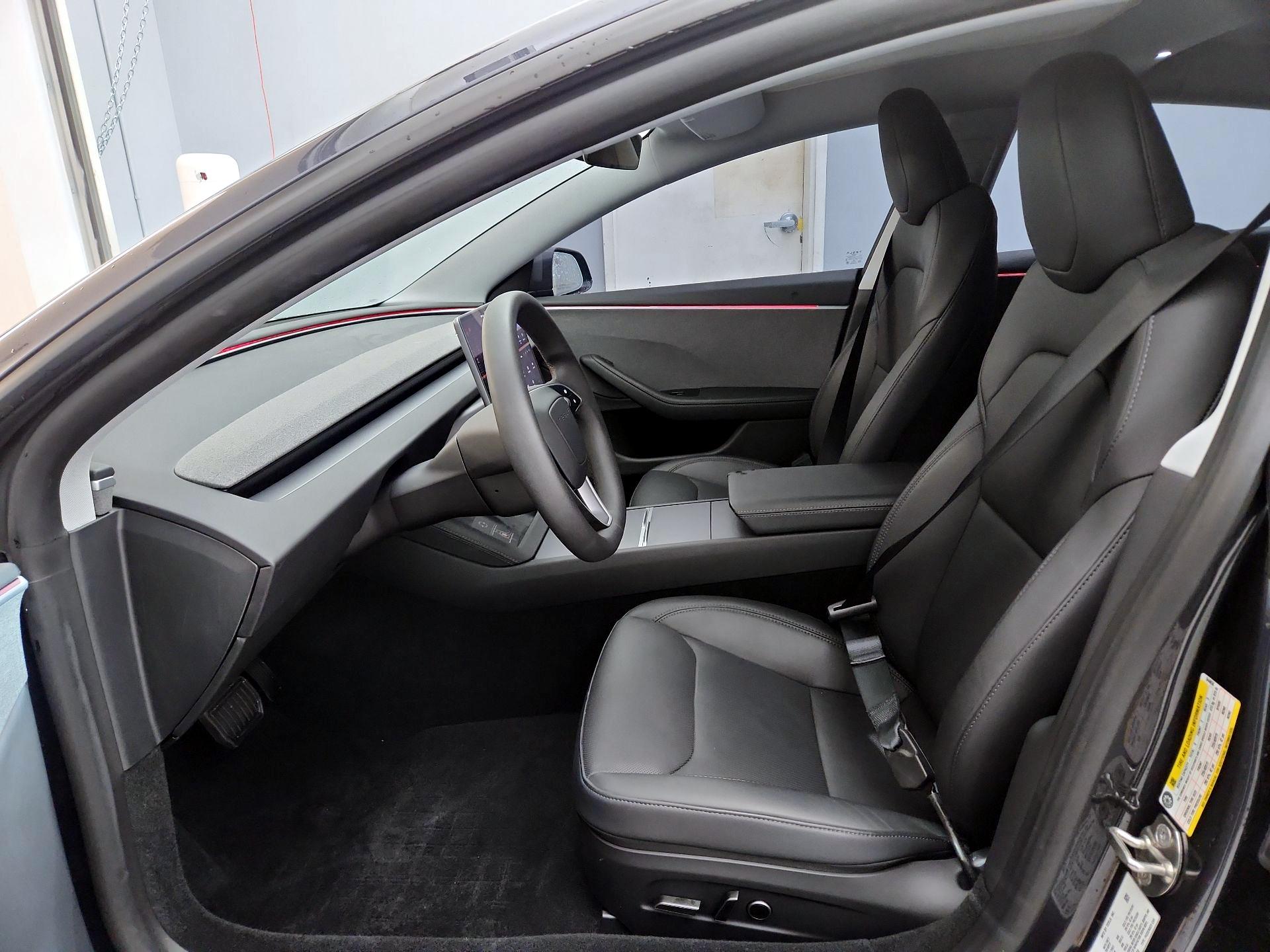 Thumbnail: 2024 Tesla Model 3 - 11