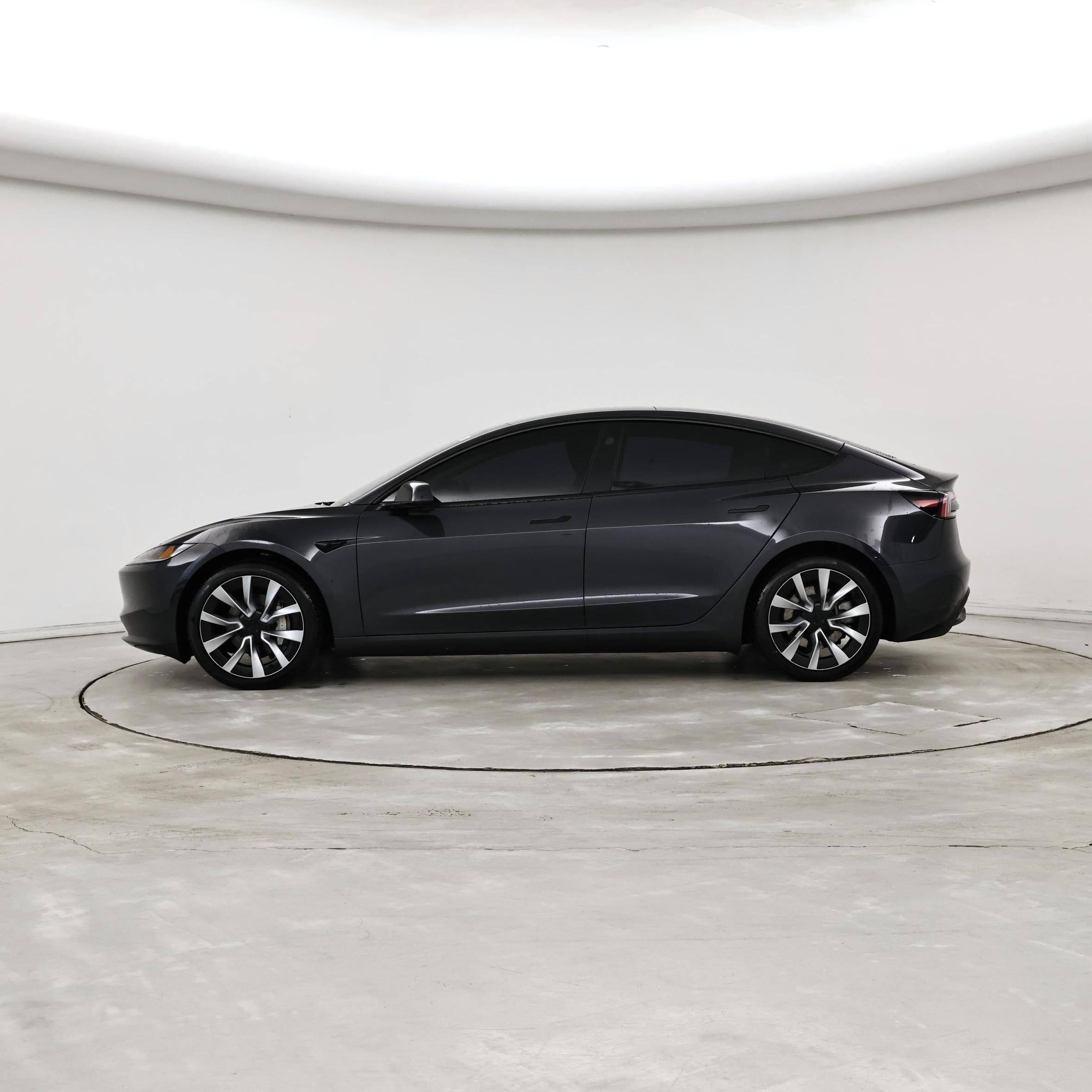 Thumbnail: 2024 Tesla Model 3 - 3