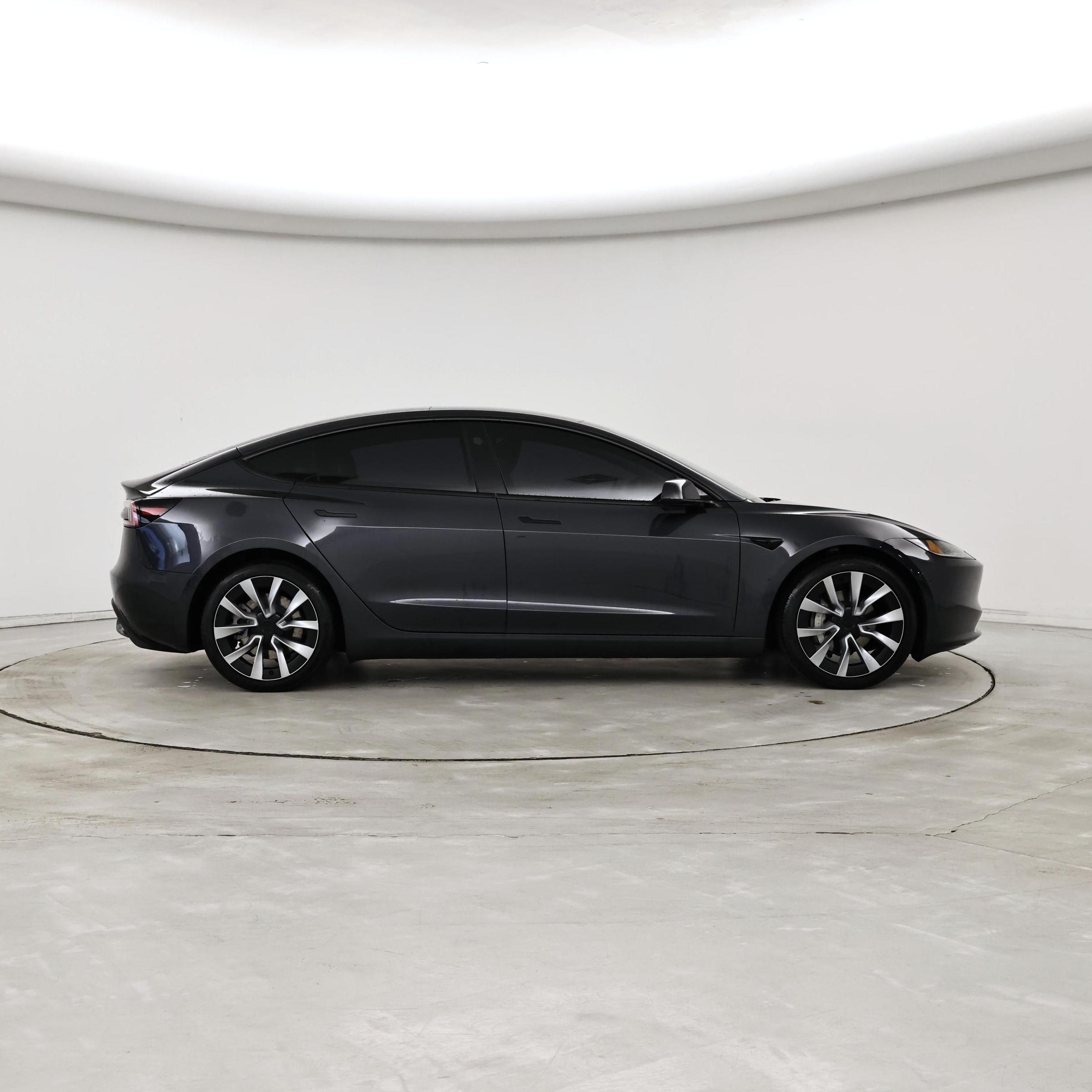 Thumbnail: 2024 Tesla Model 3 - 7