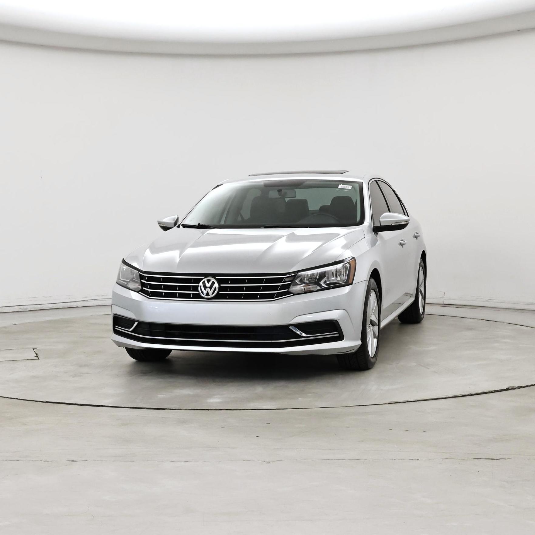 Thumbnail: 2018 Volkswagen Passat - 4