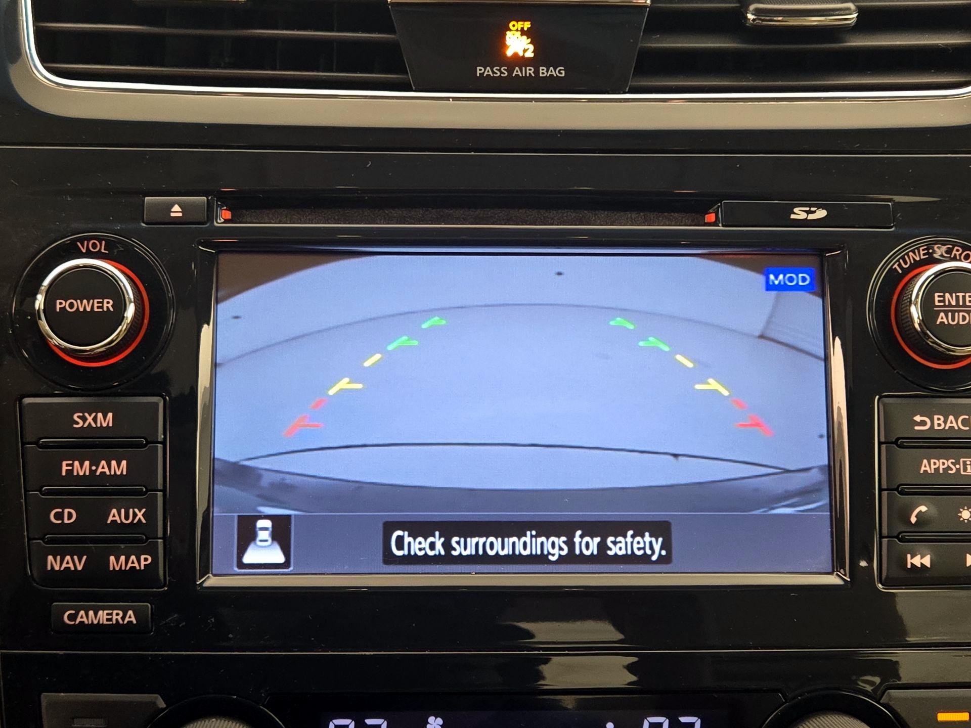 Thumbnail: 2015 Nissan Altima - 15