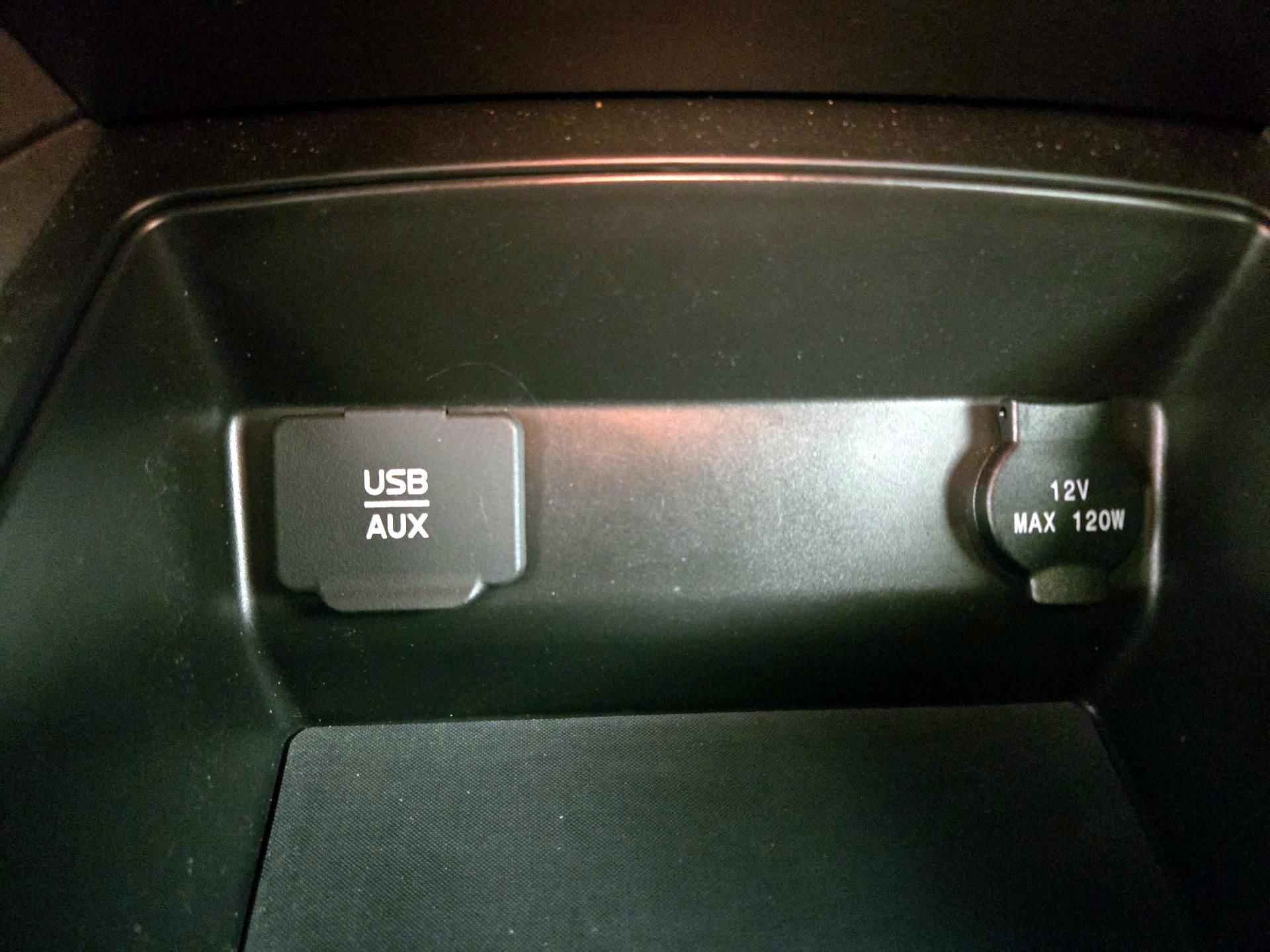 Thumbnail: 2015 Nissan Altima - 19