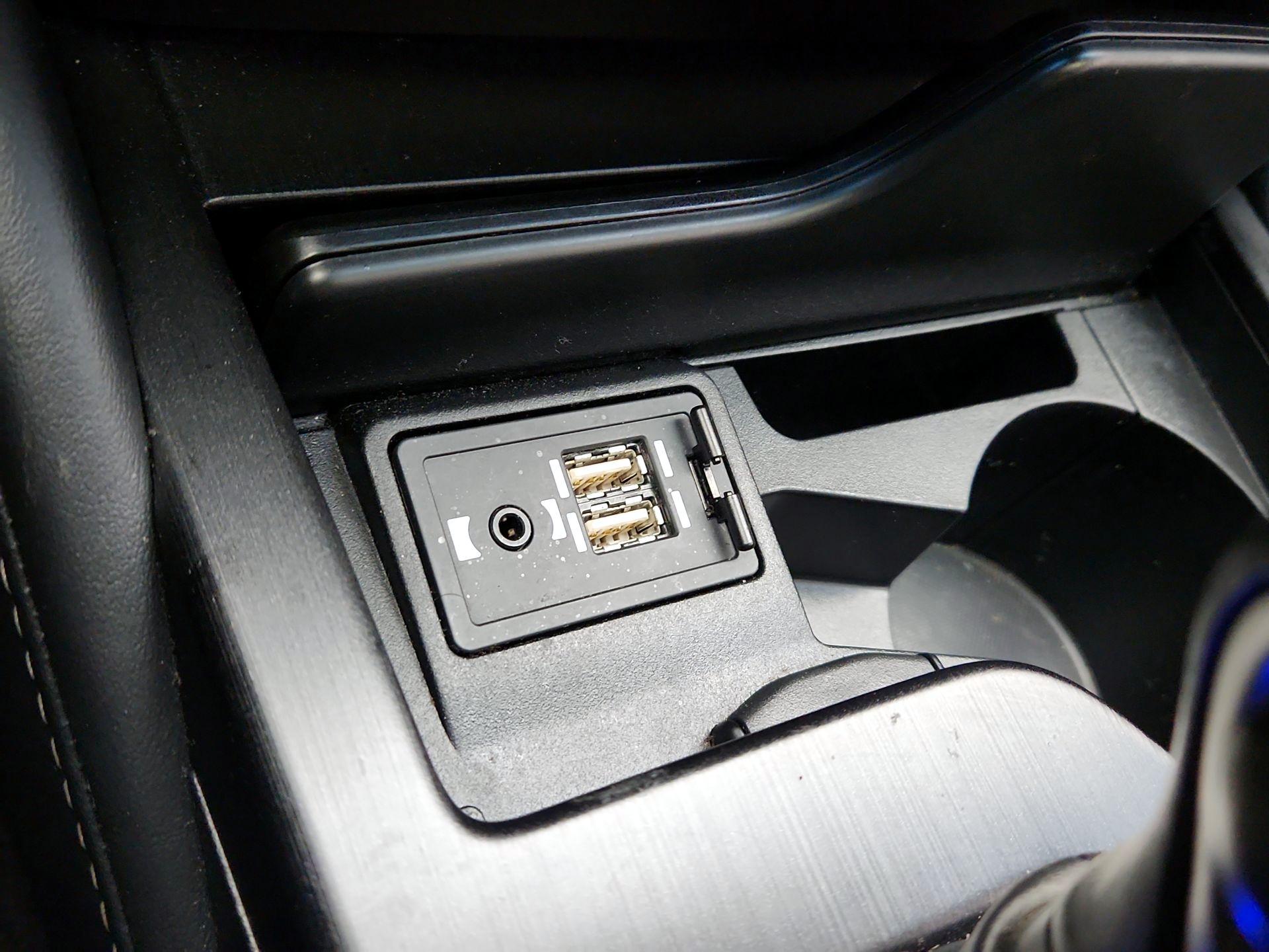 Thumbnail: 2019 Lexus ES - 18