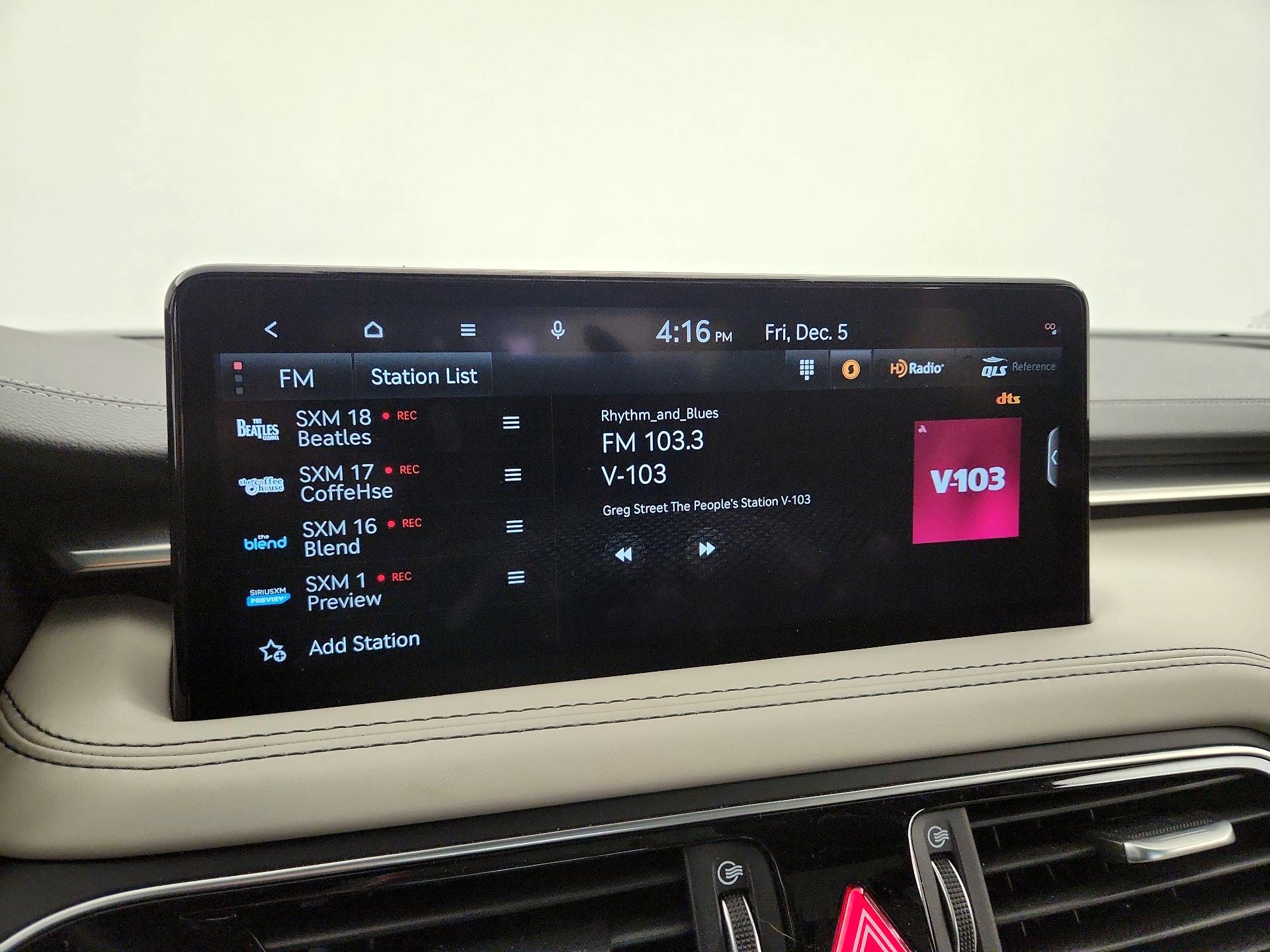 Thumbnail: 2021 Genesis GV80 - 16