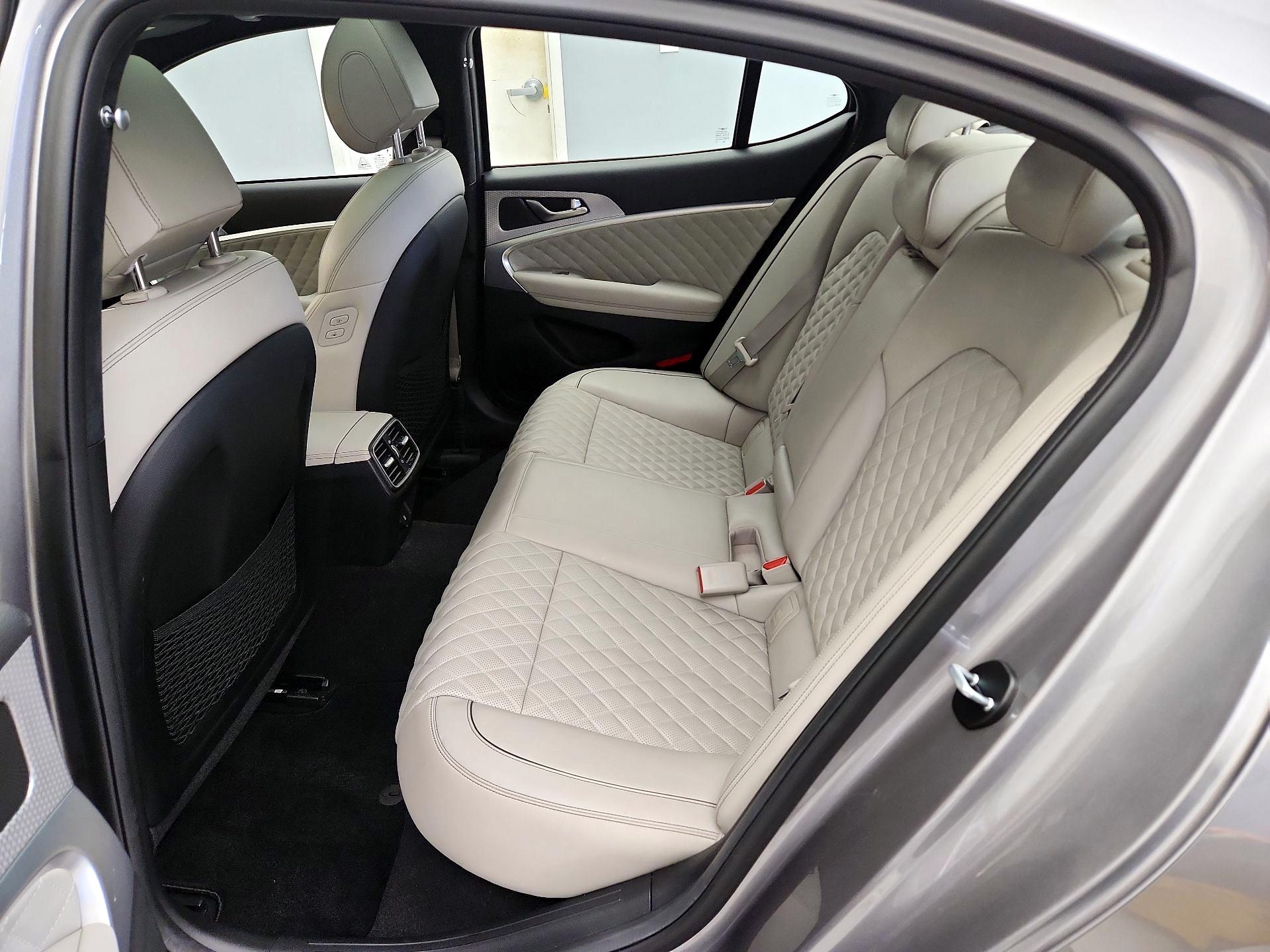 Thumbnail: 2021 Genesis GV80 - 20