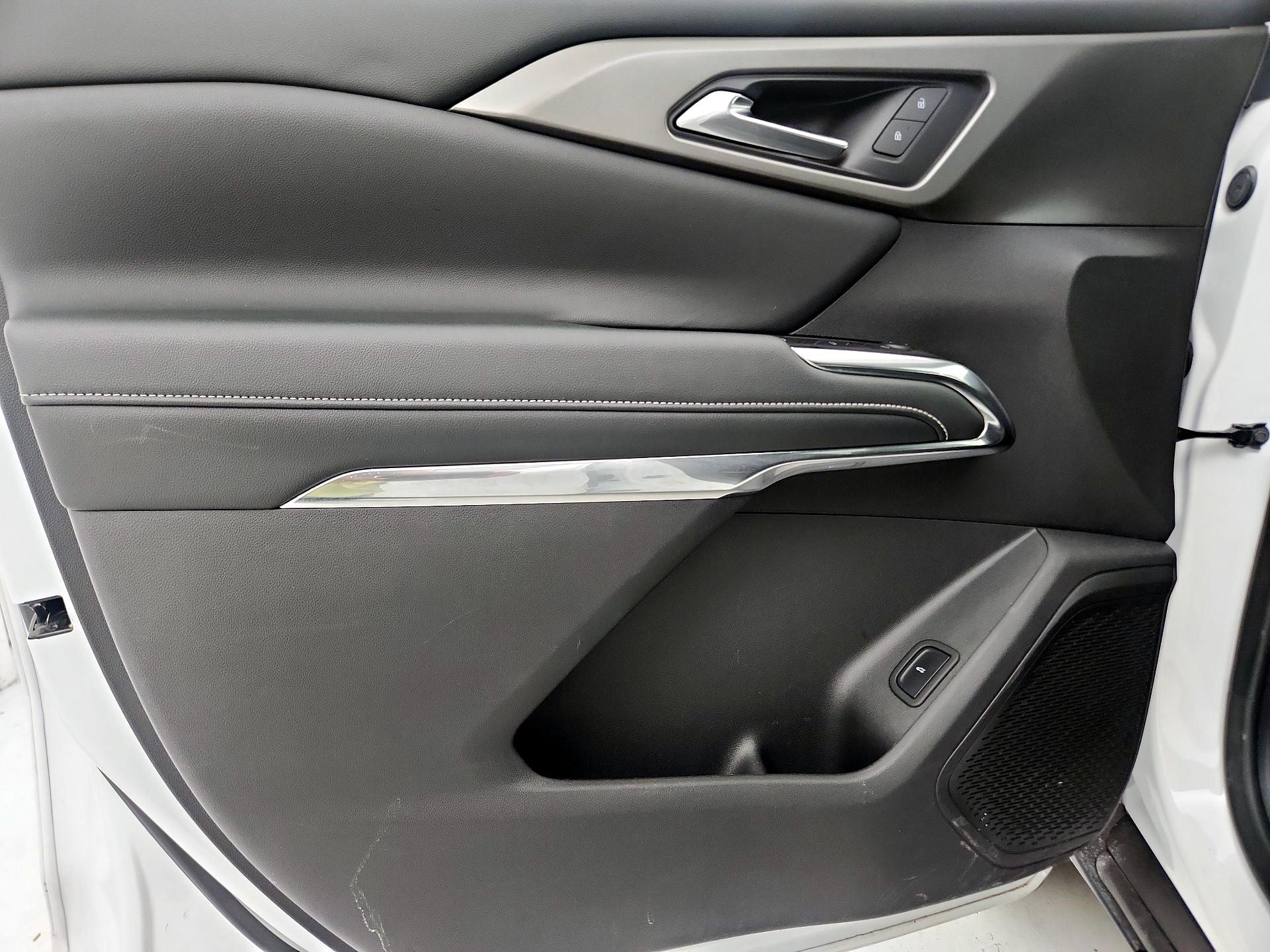 Thumbnail: 2025 Chevrolet Traverse - 12