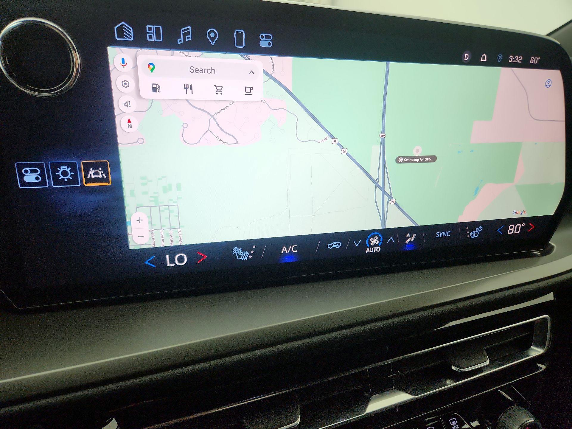 Thumbnail: 2025 Chevrolet Traverse - 14