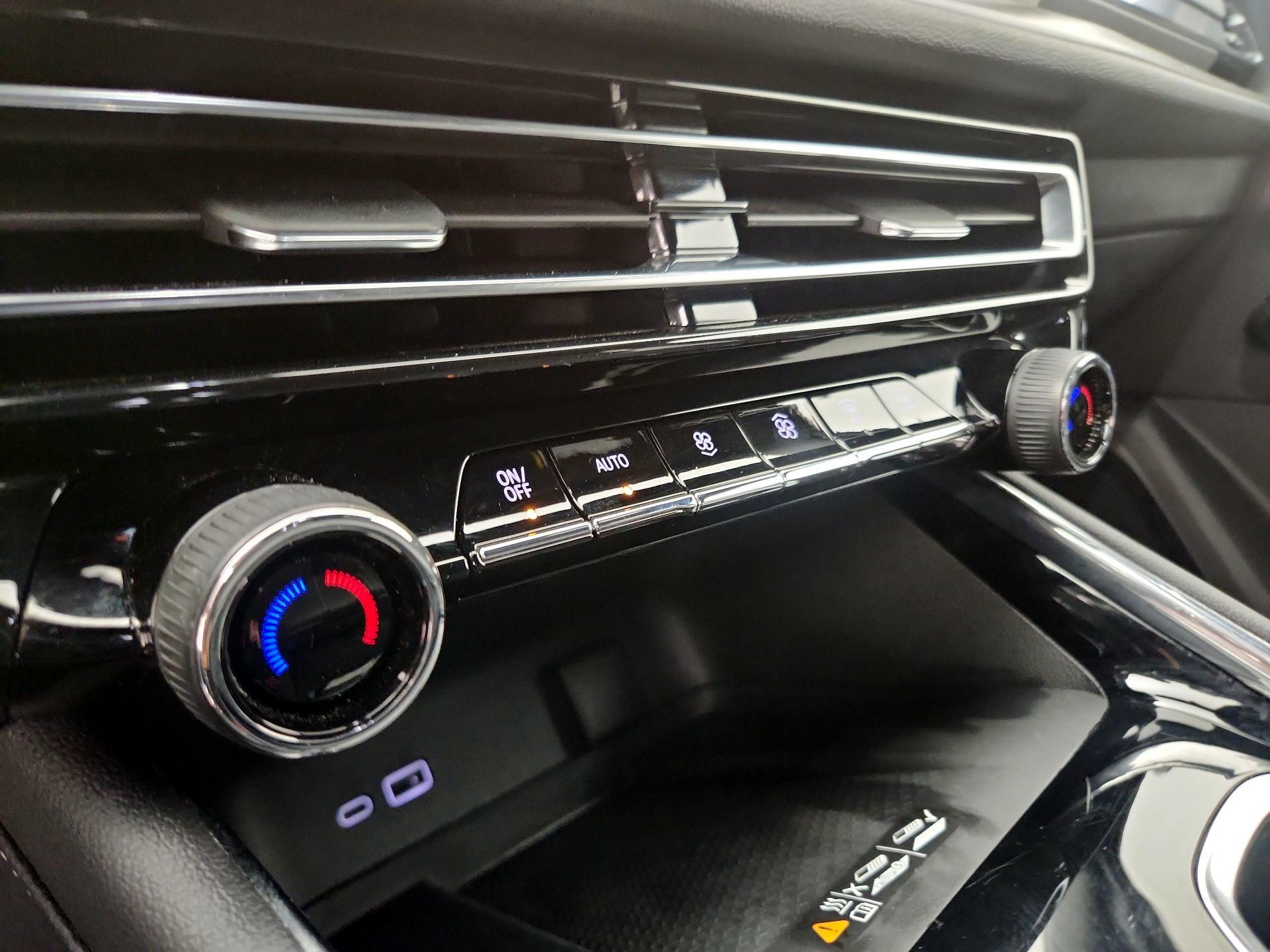 Thumbnail: 2025 Chevrolet Traverse - 17