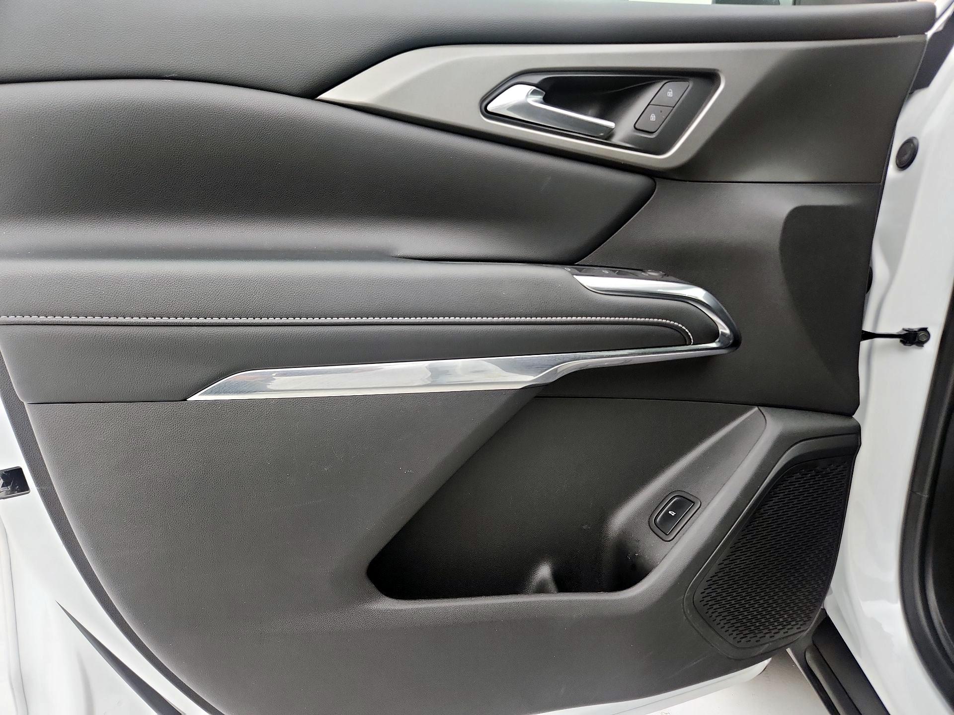 Thumbnail: 2025 Chevrolet Traverse - 12