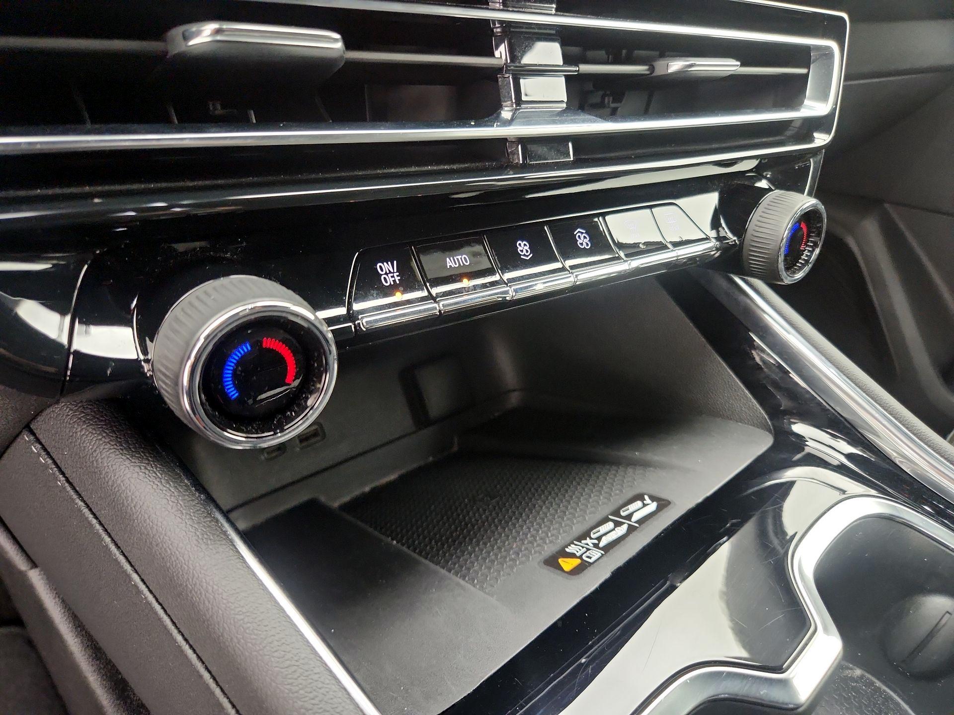 Thumbnail: 2025 Chevrolet Traverse - 17